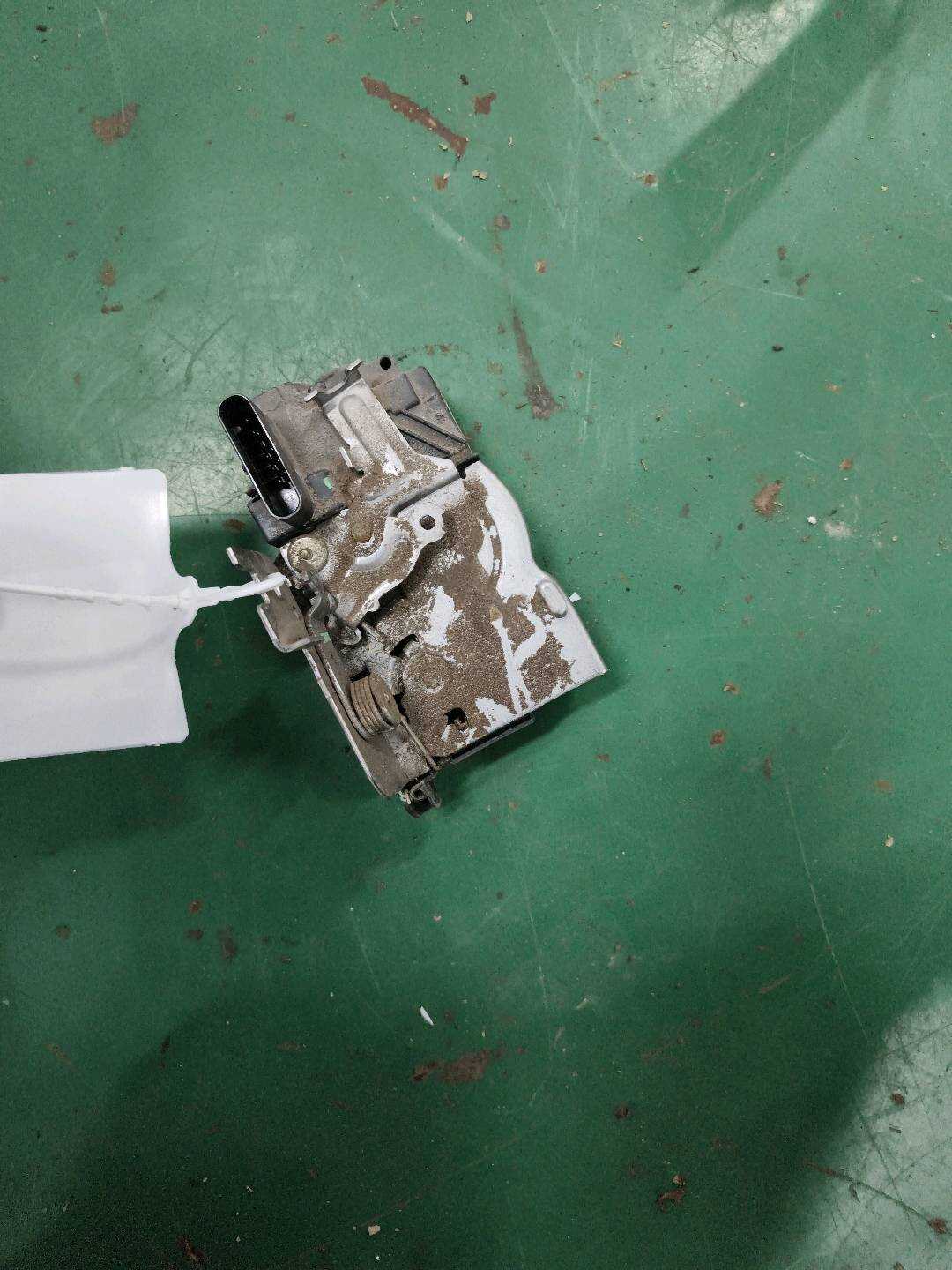 6205110XKZ16A Left Rear Door Lock Assembly