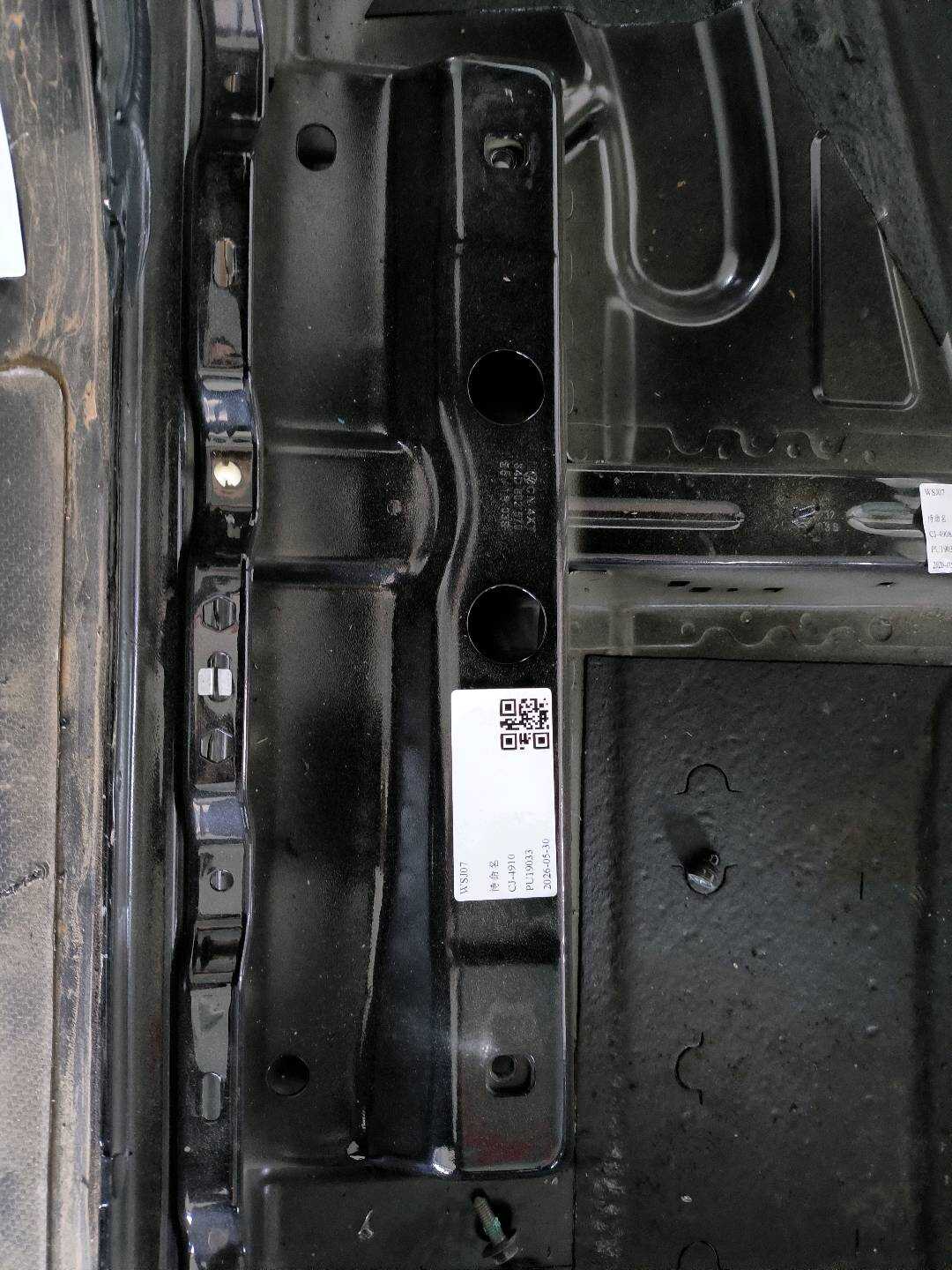 L34D802381 支座 座椅横梁