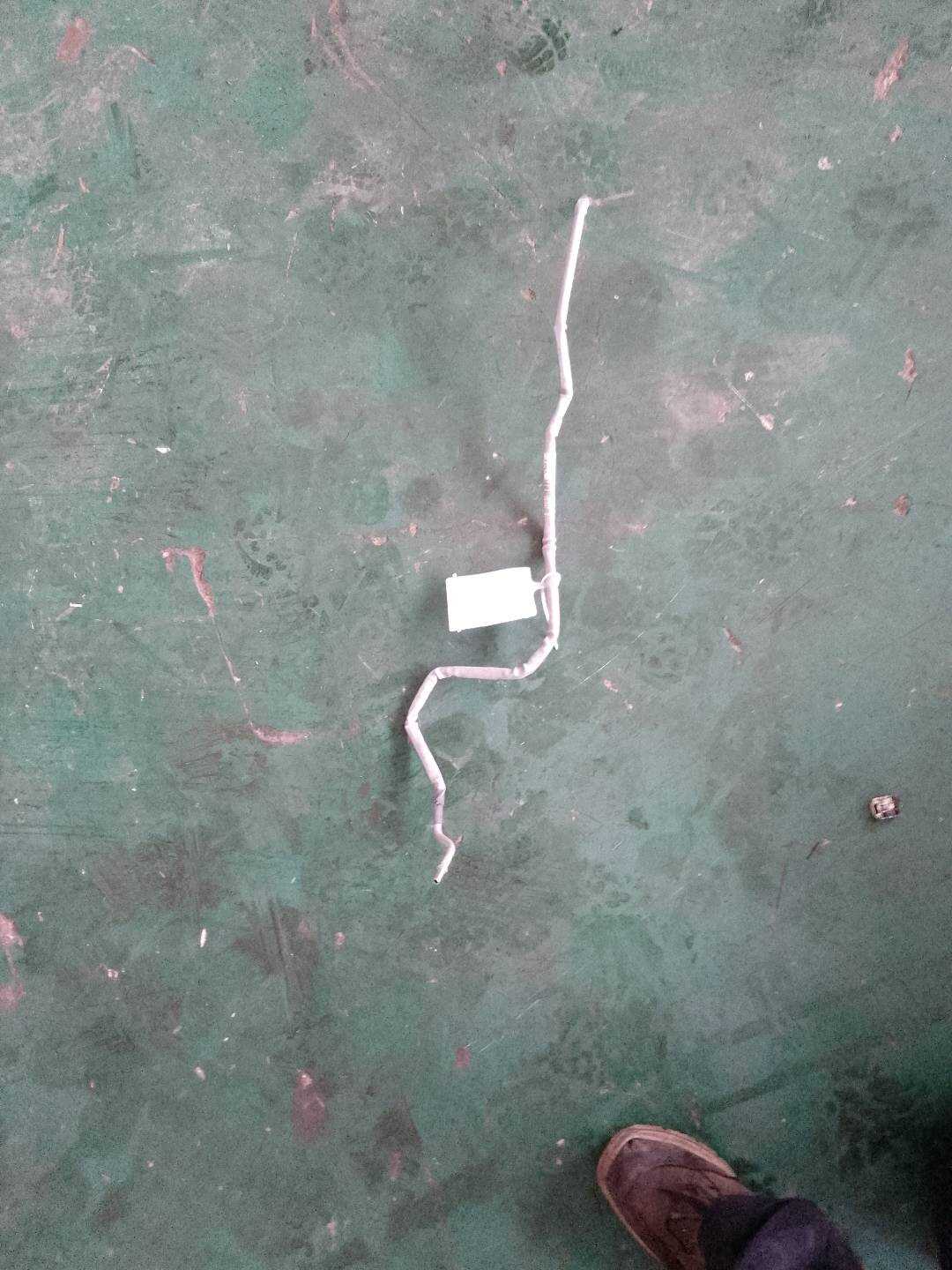 16127464633 燃油供油管