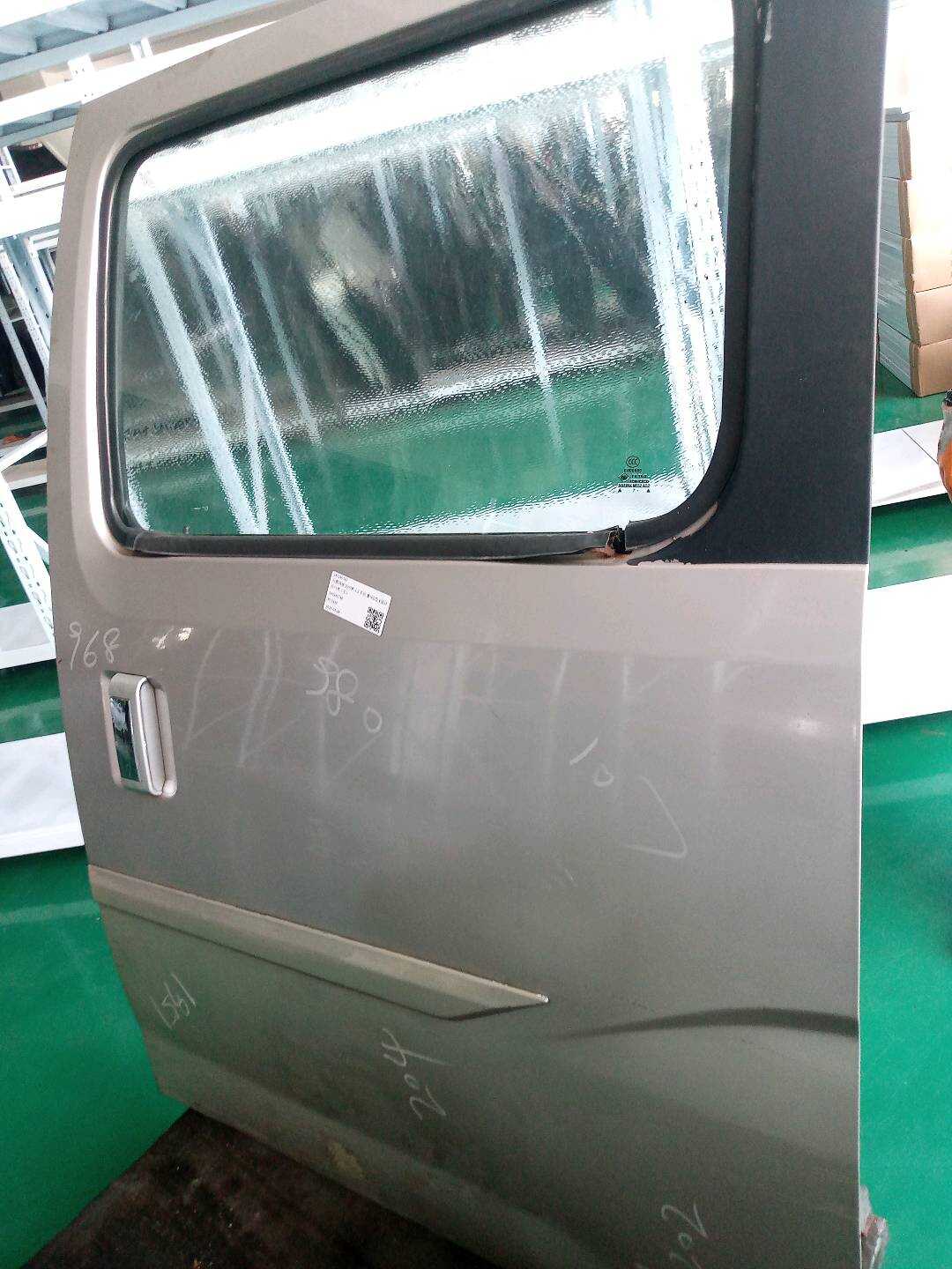 24523674P 后门壳(左)