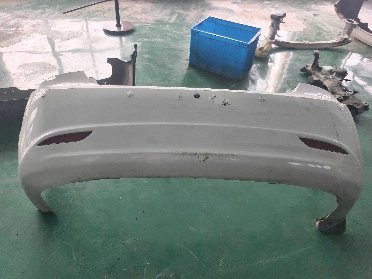 866104Q000 后保险杠皮