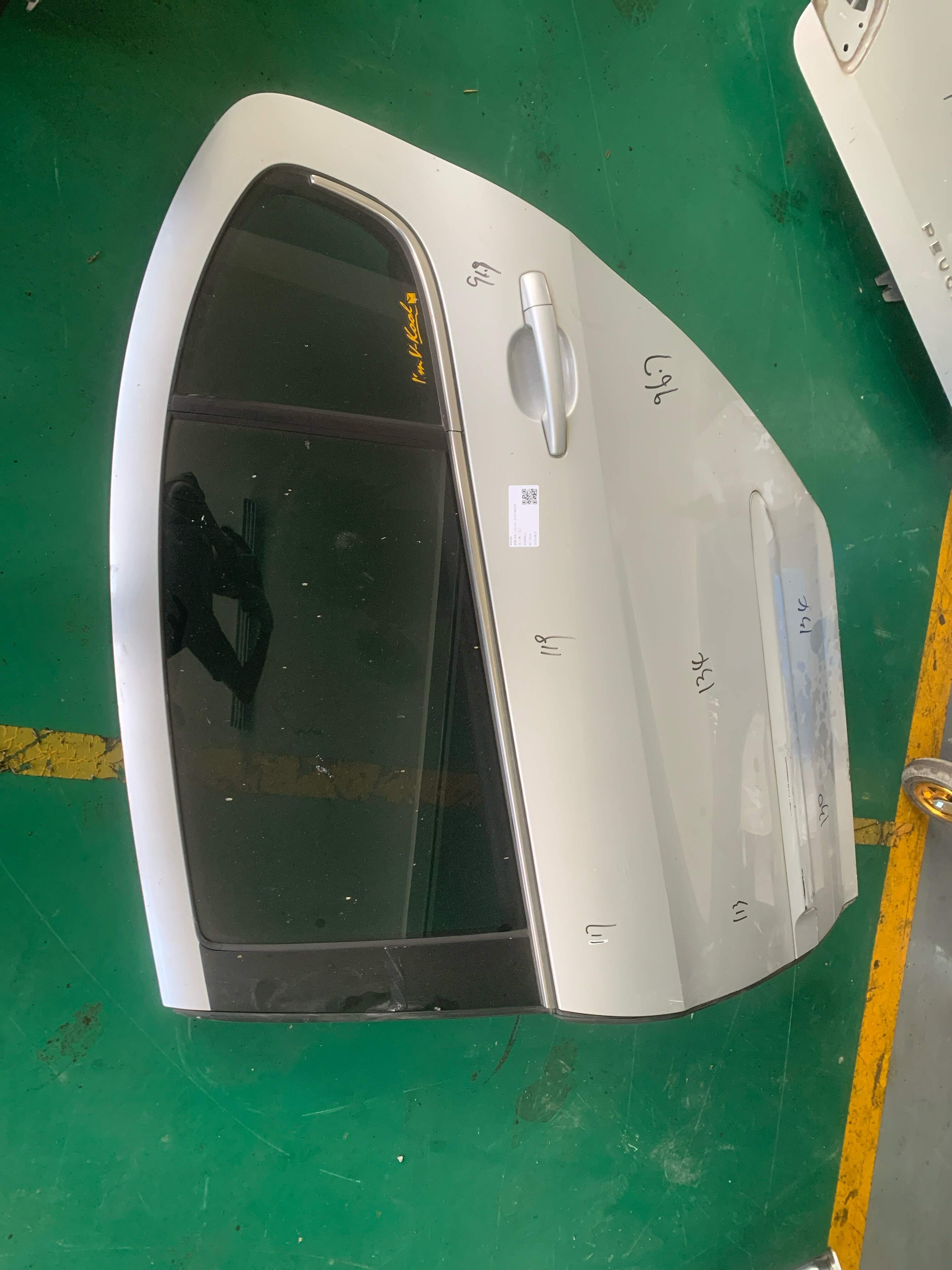9006R6 后门壳（左）