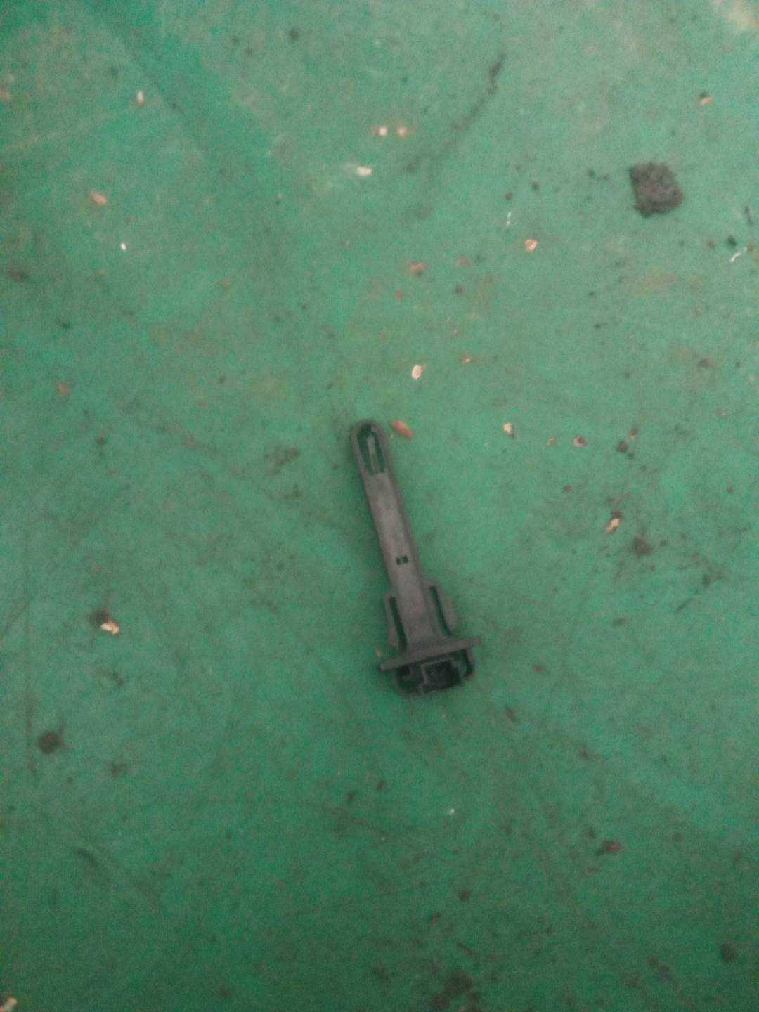 64119116269 蒸发箱温度传感器