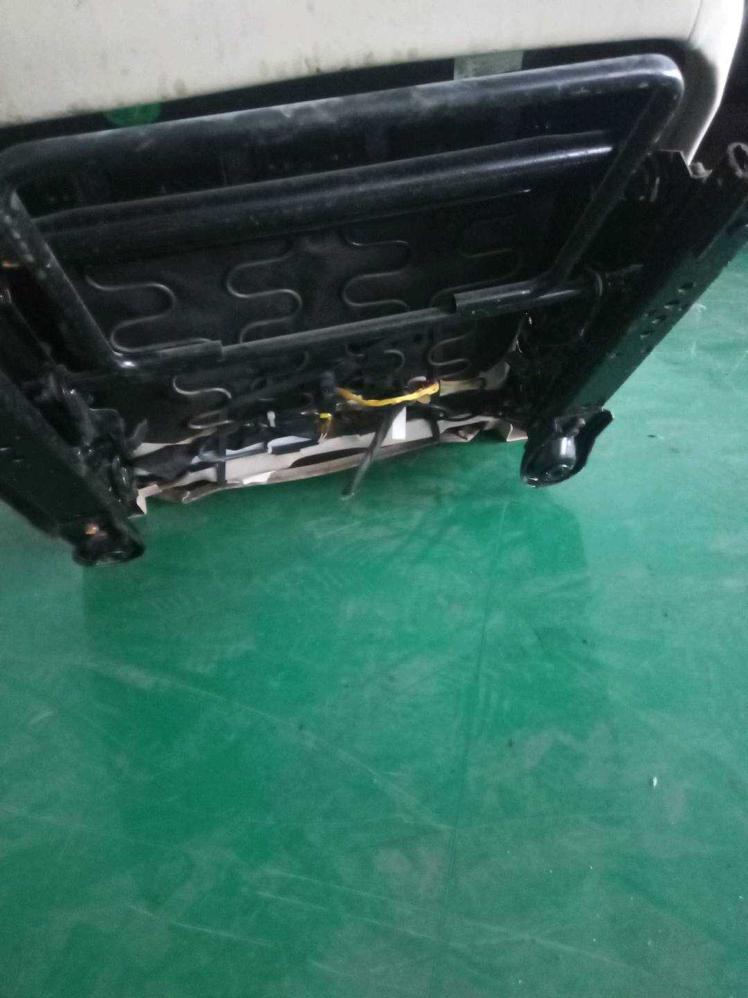 101804006501490 副驾驶员座椅总成