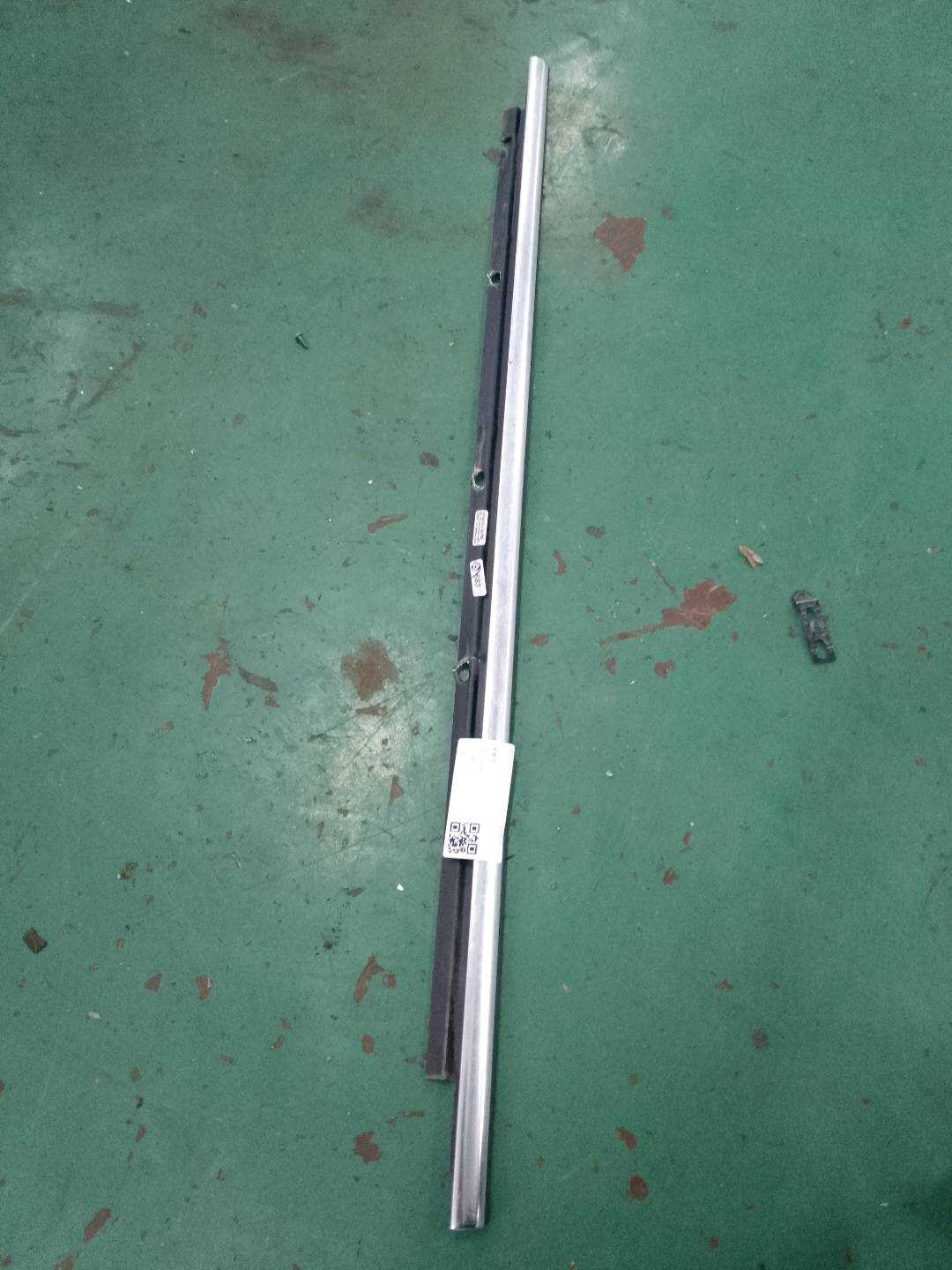 1K9839643A Rear Door Window Outer Molding (Upper Left)