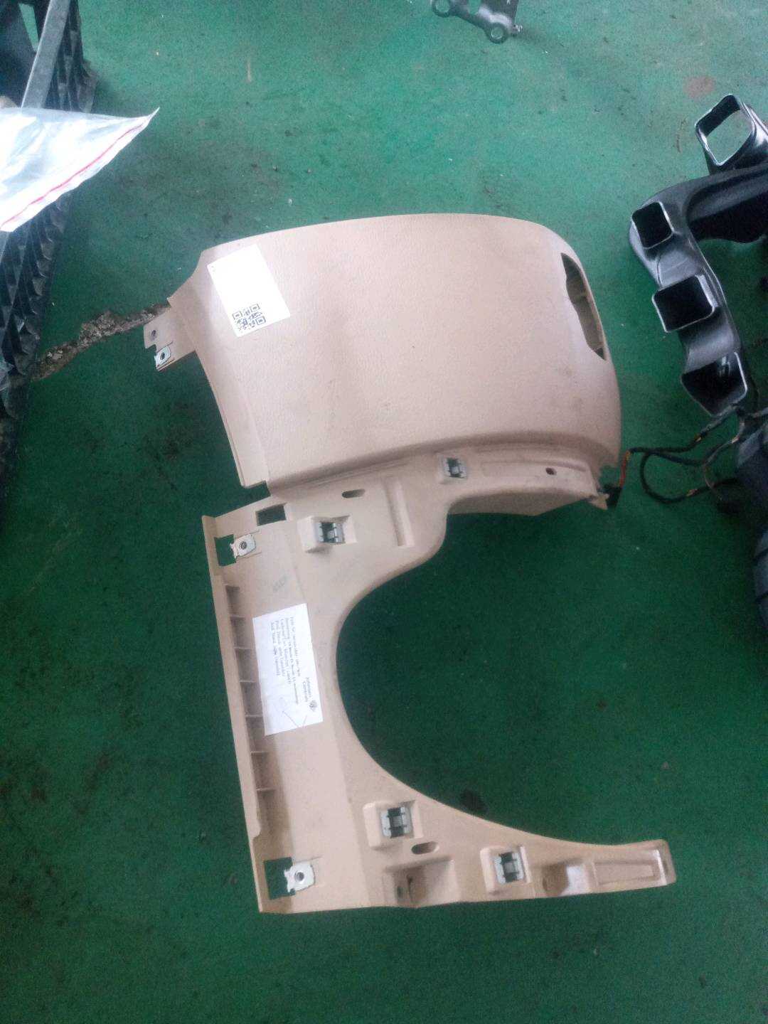 51452992287 Steering Wheel Trim Panel, Lower