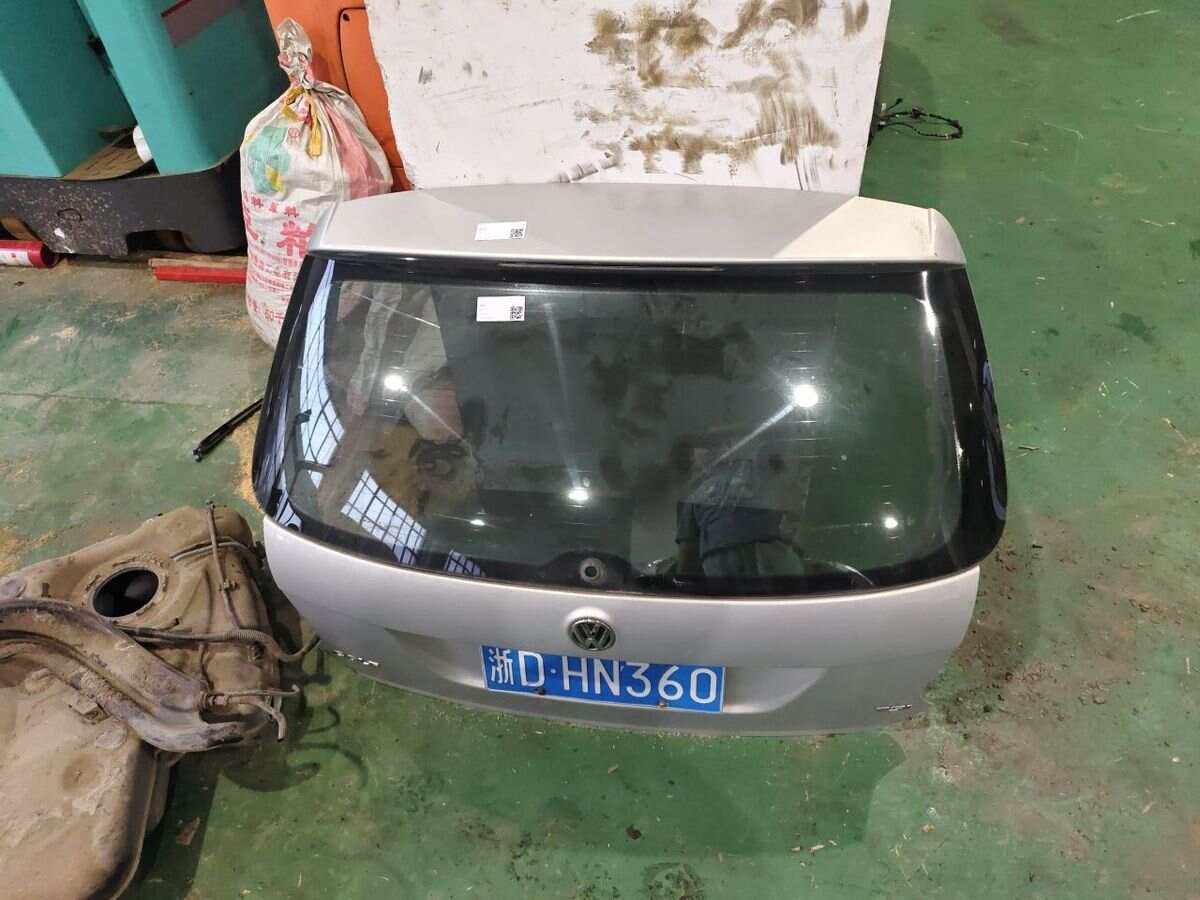 1K9827025B Trunk Lid