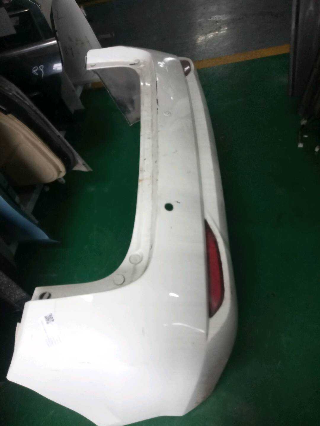 F1020751701 后保险杠皮