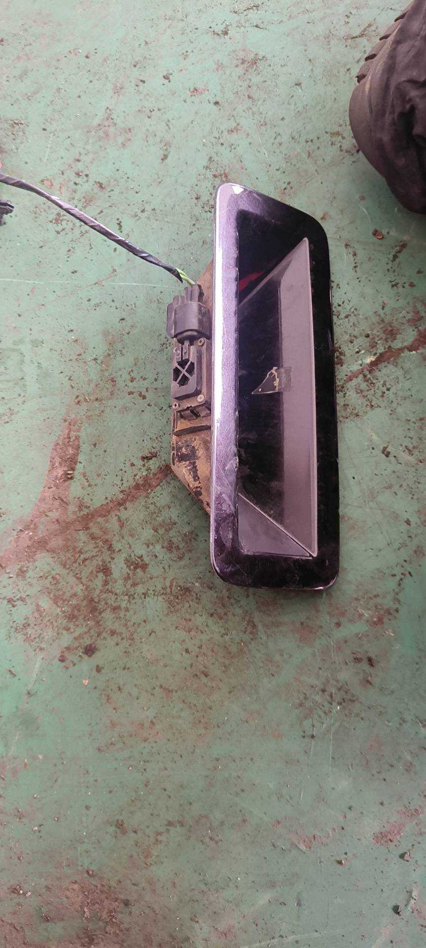 1L2Z14018AC 尾盖开关