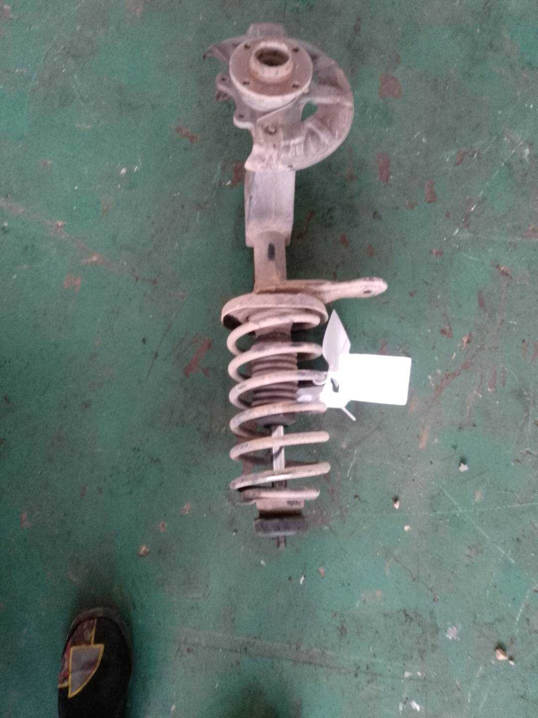 330412503C Front Shock Absorber Insert
