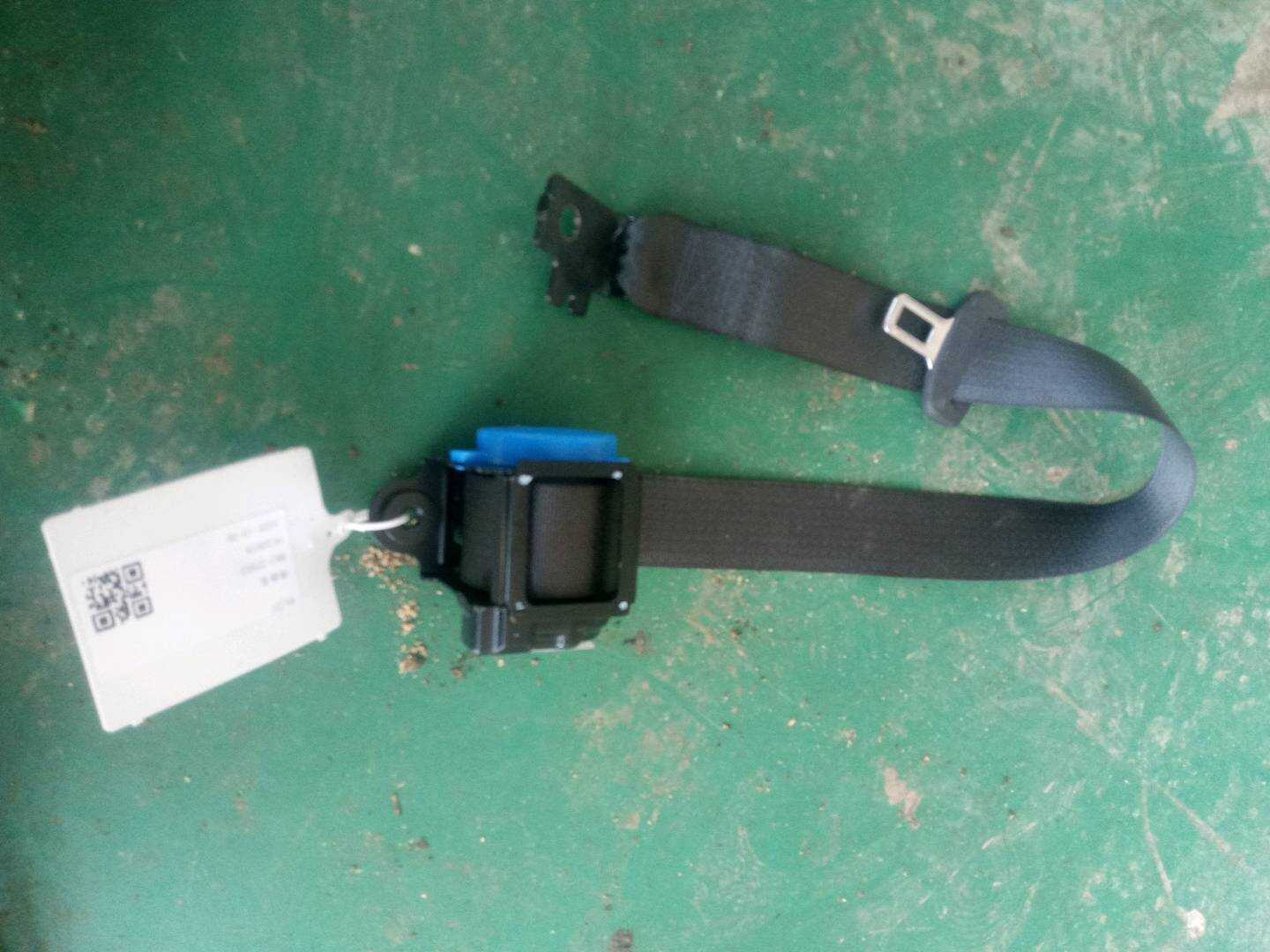 GR2BF611B64AB3EA9 Rear Seat Center Belt