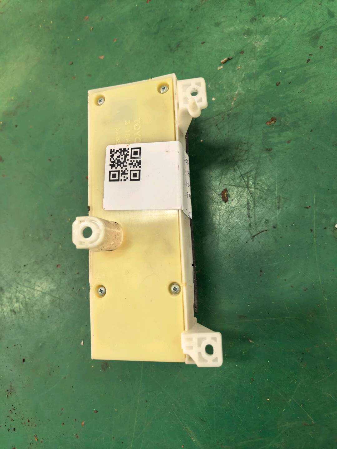 8407033060 副驾驶员座椅调节开关