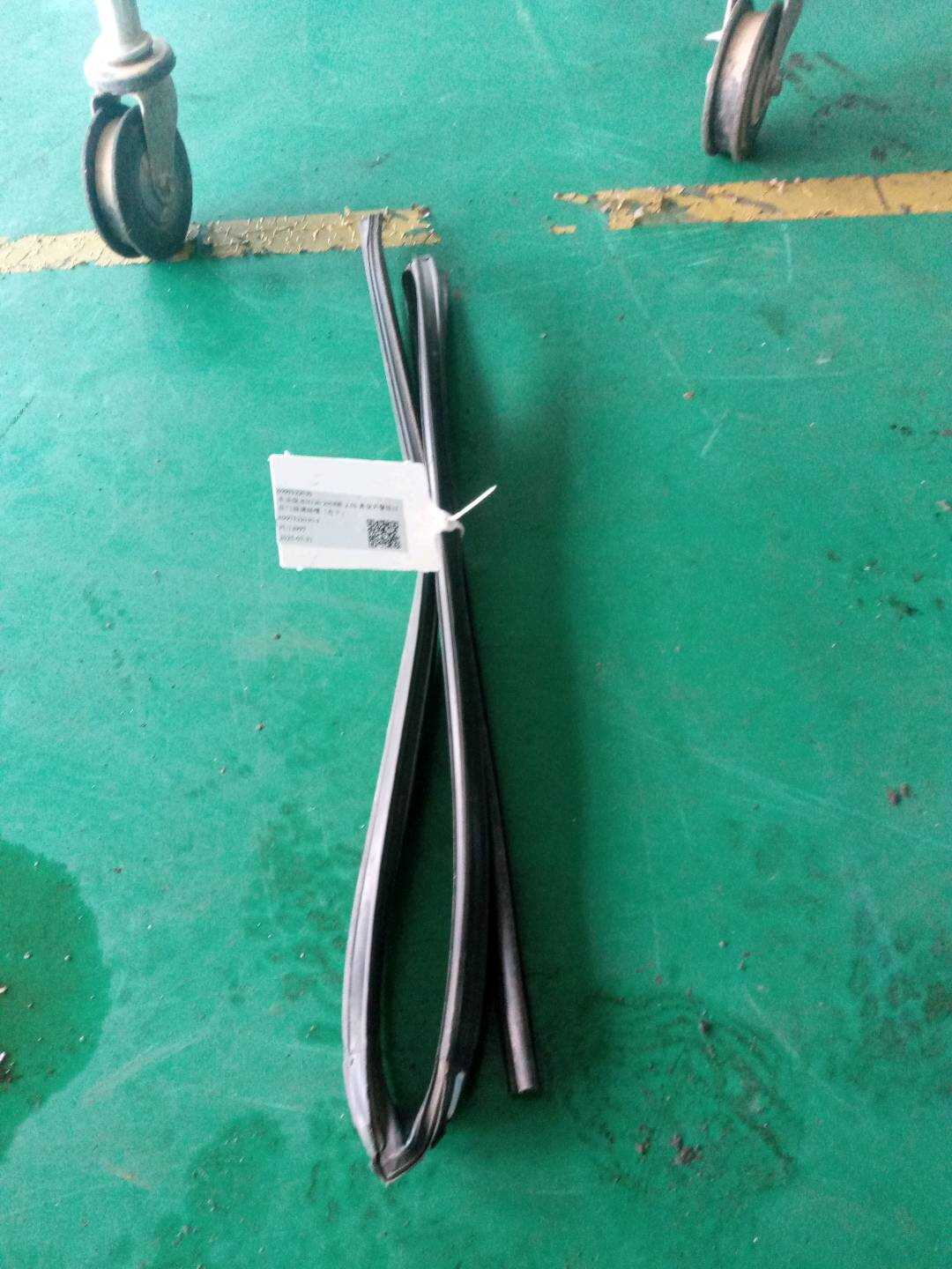 6997522030 后门玻璃绒槽(右下)