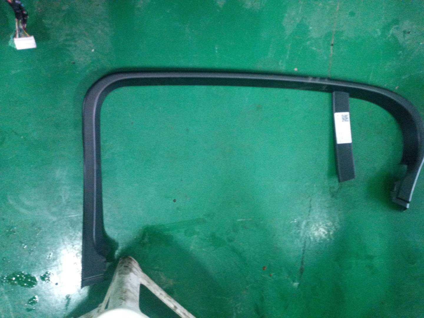 C2Z1332 Rear Door Window Frame Inner Trim, Right