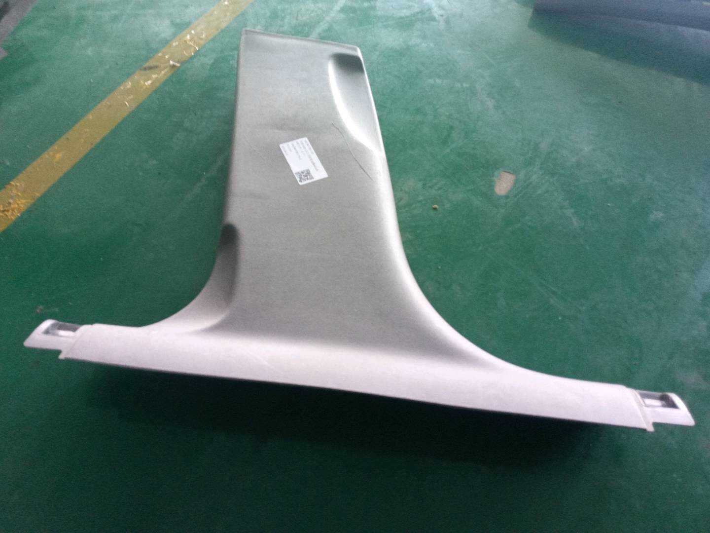 L8KD867281V39 B柱内衬（左下）