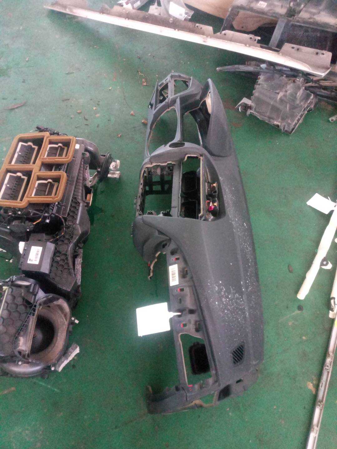 51459270595 仪表台壳