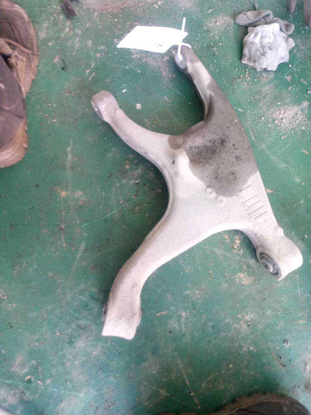 L8KD505312 Rear Lower Control Arm, Right