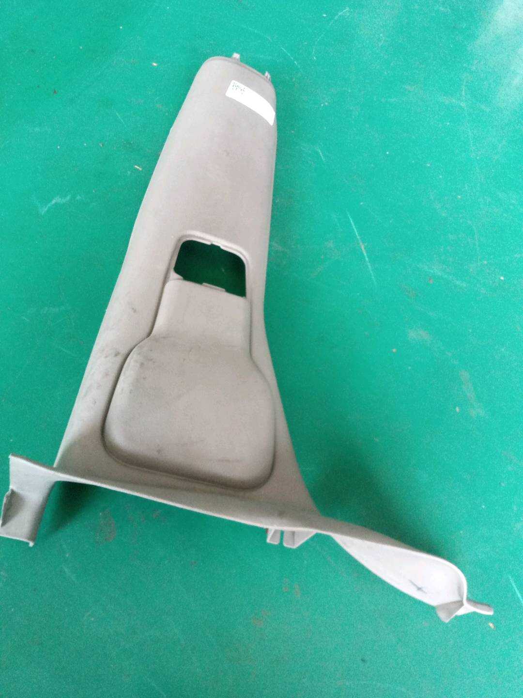 9008093 B-Pillar Inner Trim (Lower Left)