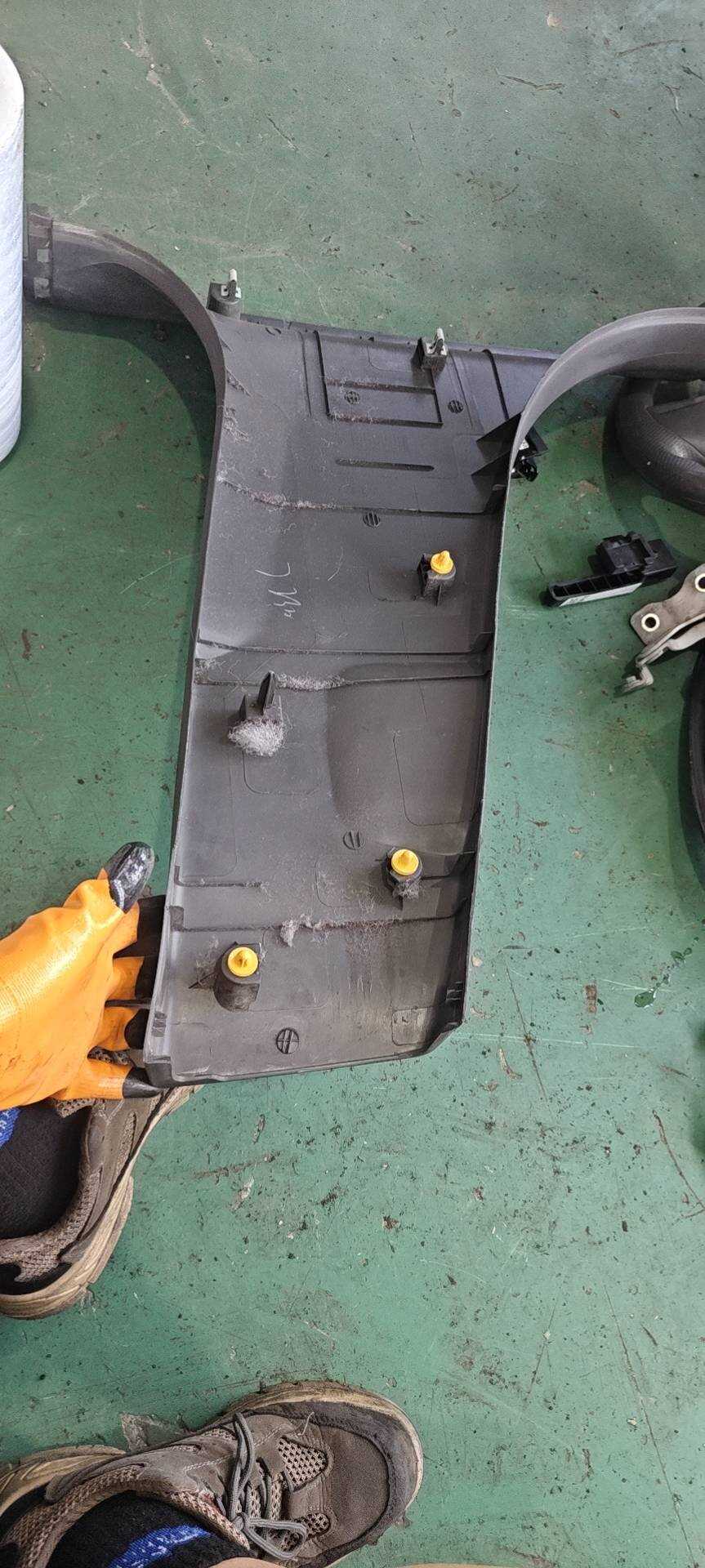 95961427 B-Pillar Inner Trim (Lower Left)