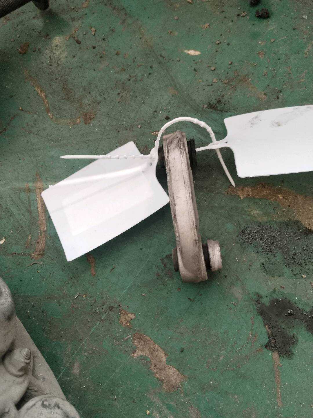 8D0411317D Front Sway Bar End Link, Left