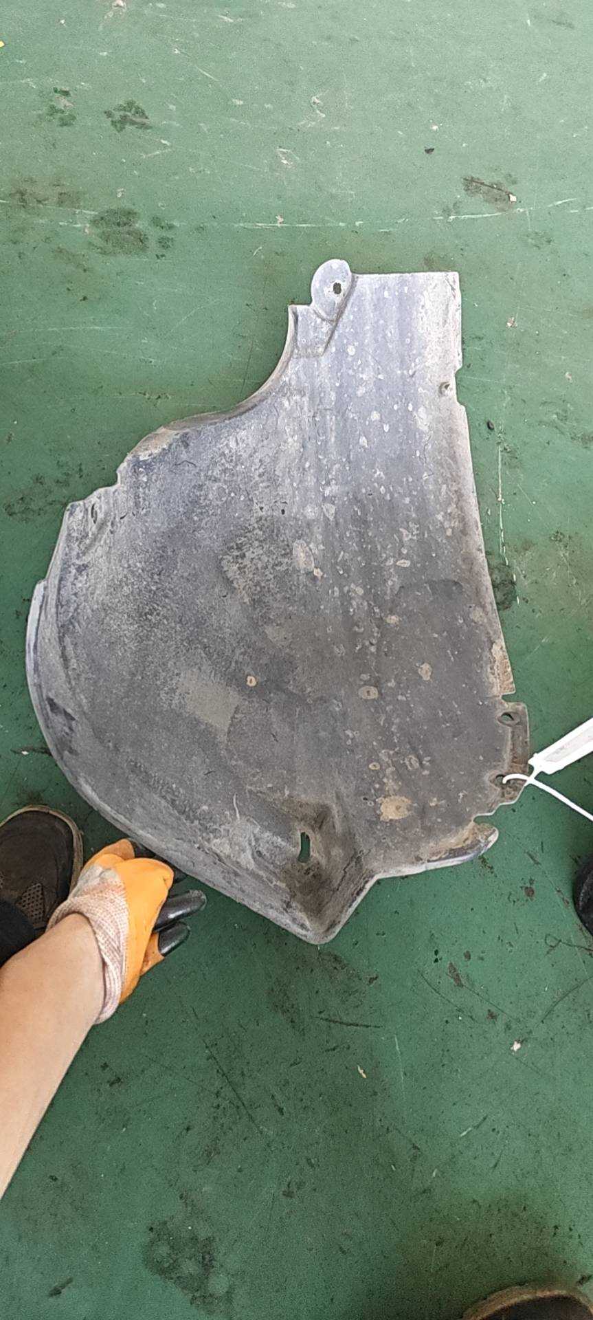 LR027397 Front Fender Liner, Rear Left