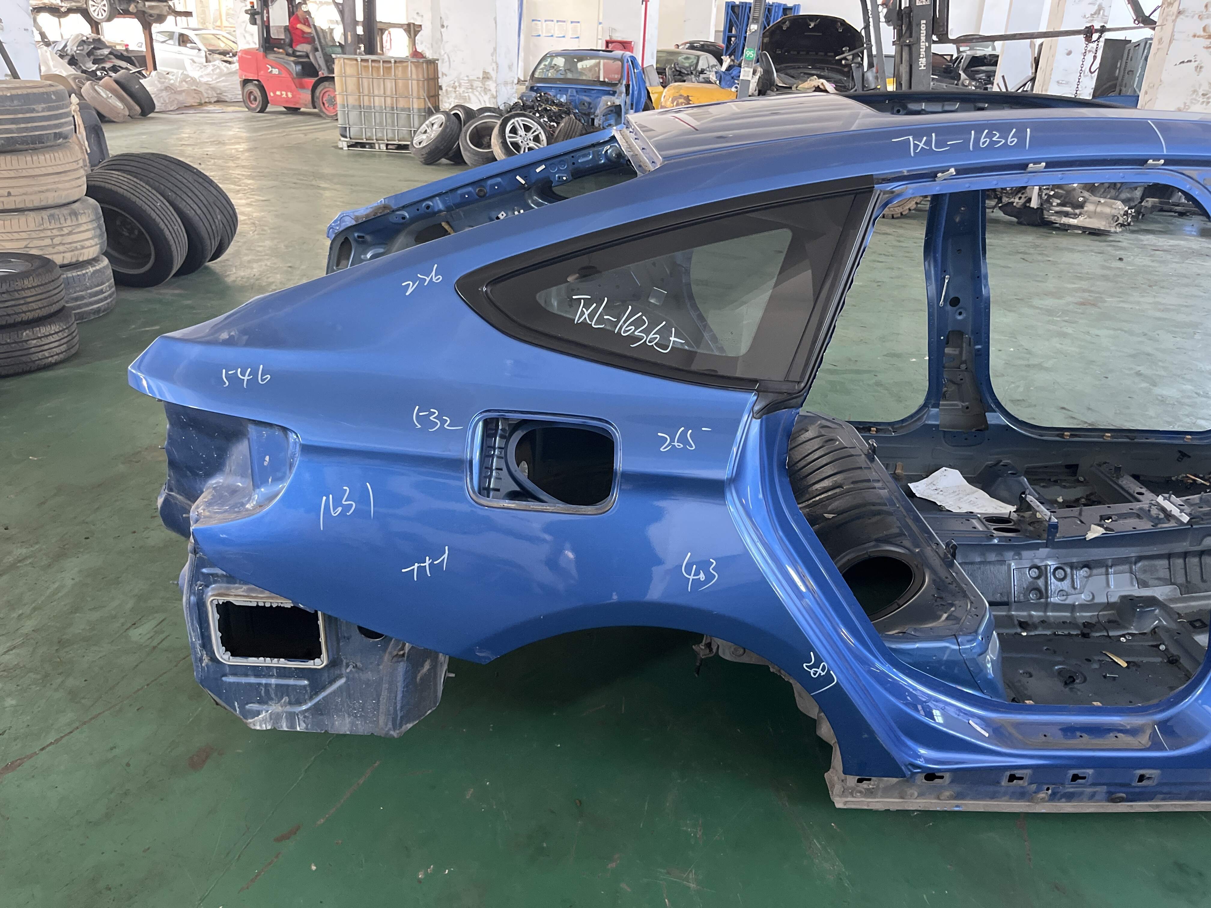 41007334018 Rear Fender, Right