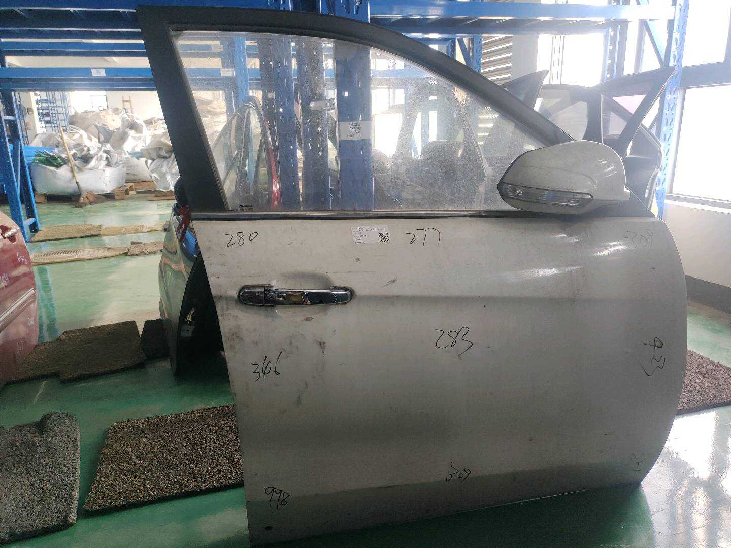 6102000W01DY 前门壳(右)