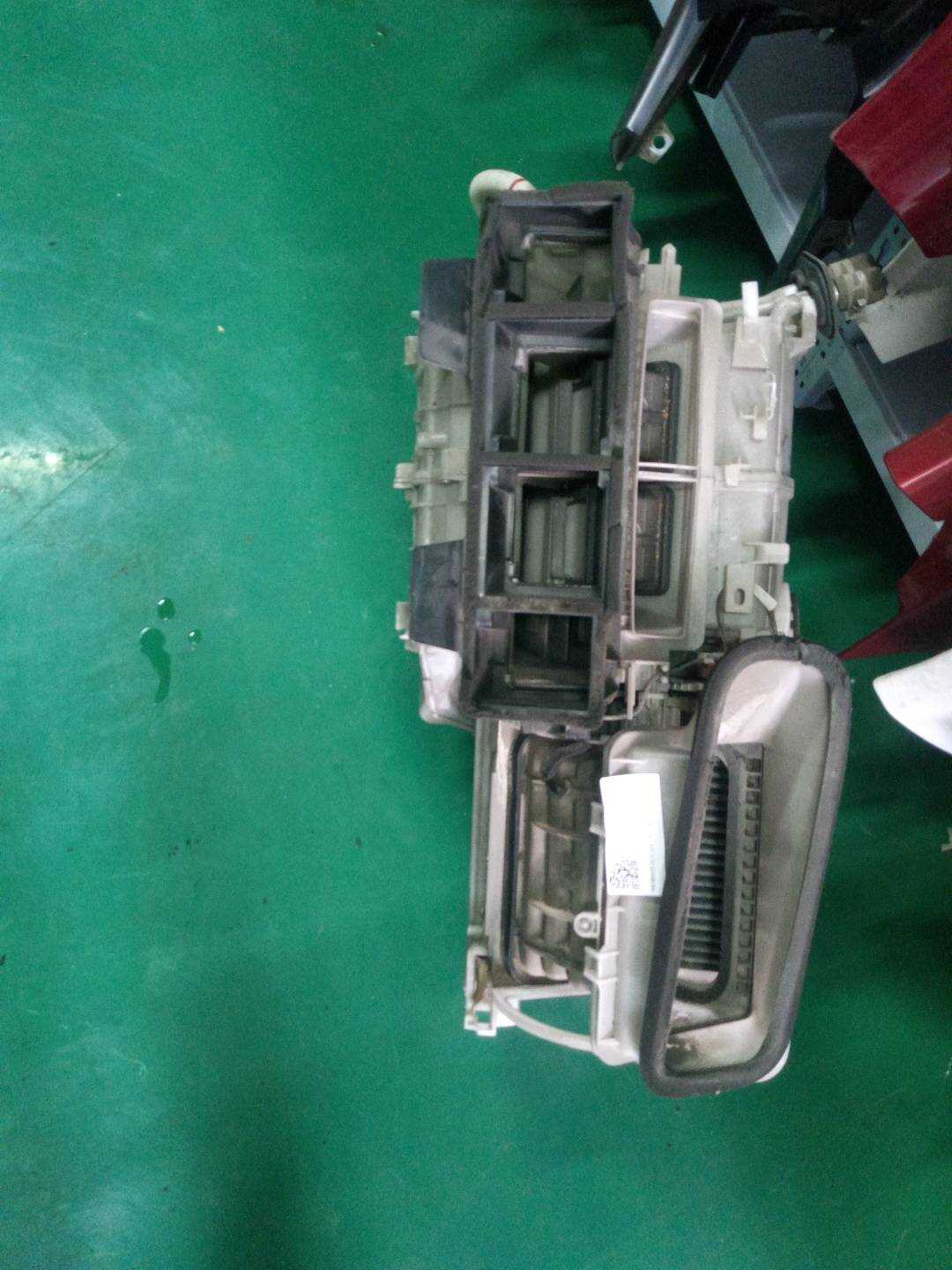 8705012391 蒸发箱总成