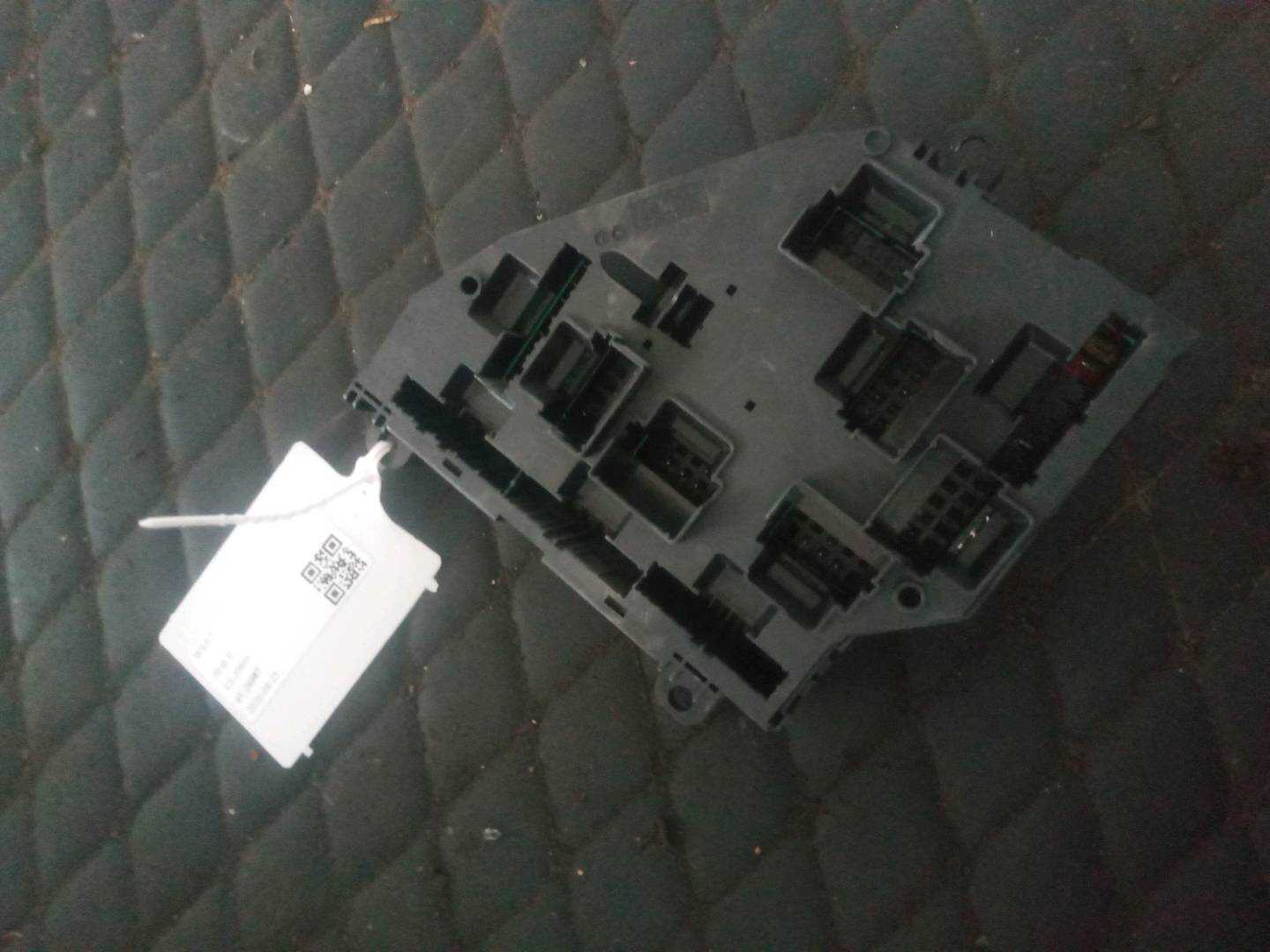 61149210859 后部配电器