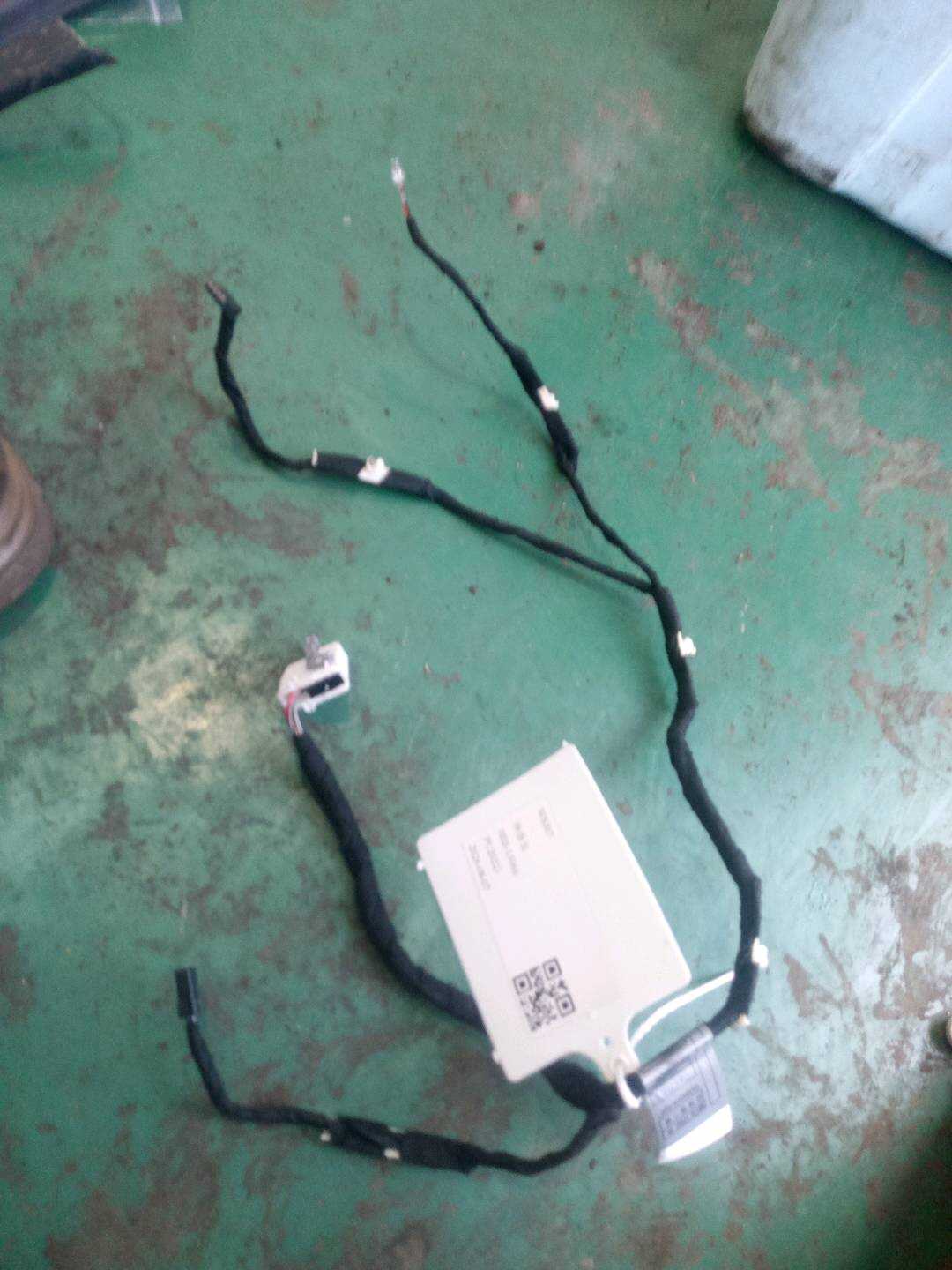 61126923697 右前车门线束