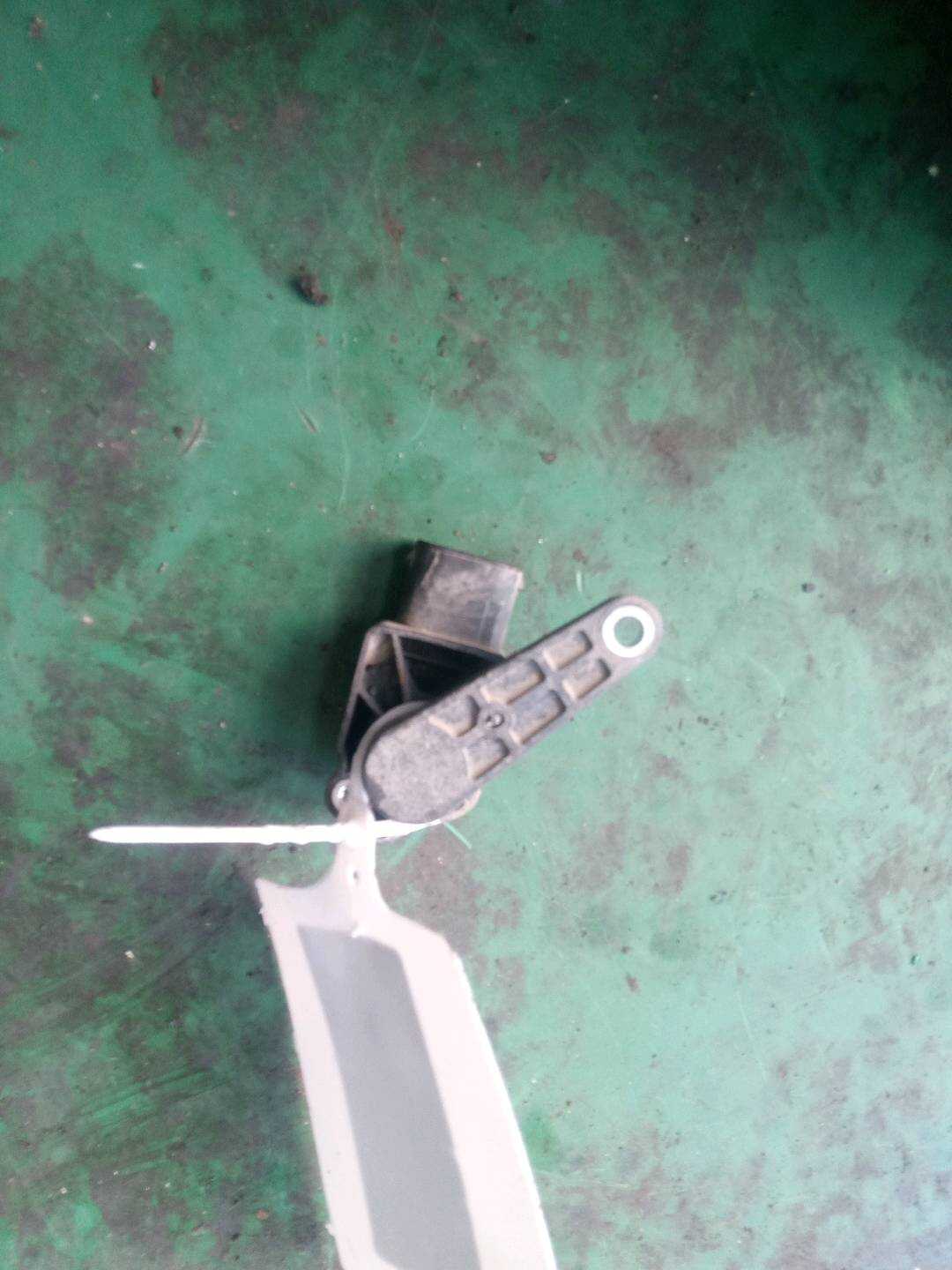 37146785207 车身高度传感器(右后)