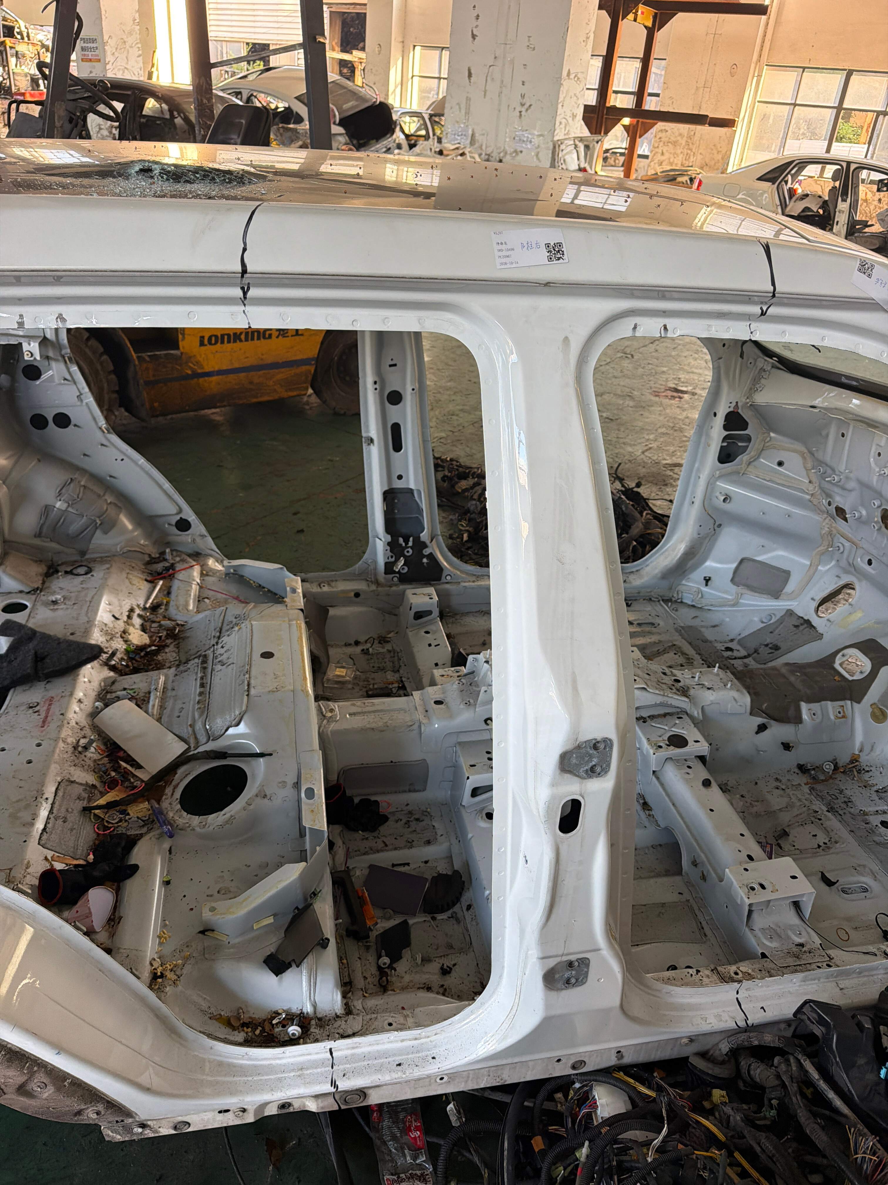 LR028489 B-Pillar Outer Panel, Right