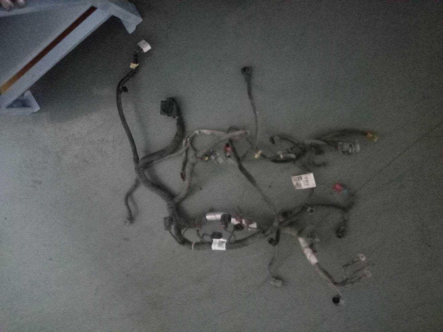 90927028 Engine Wiring Harness
