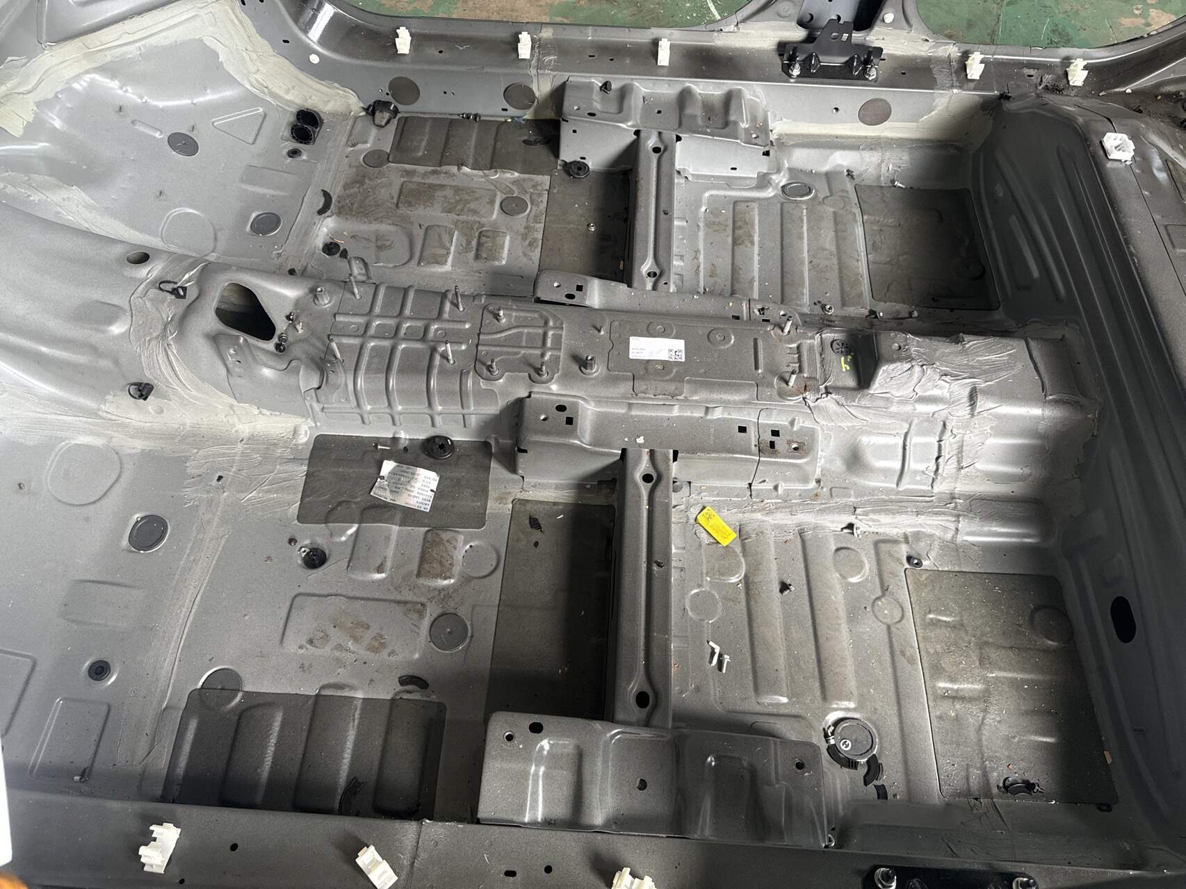B013026 Front Floor Frame Assembly