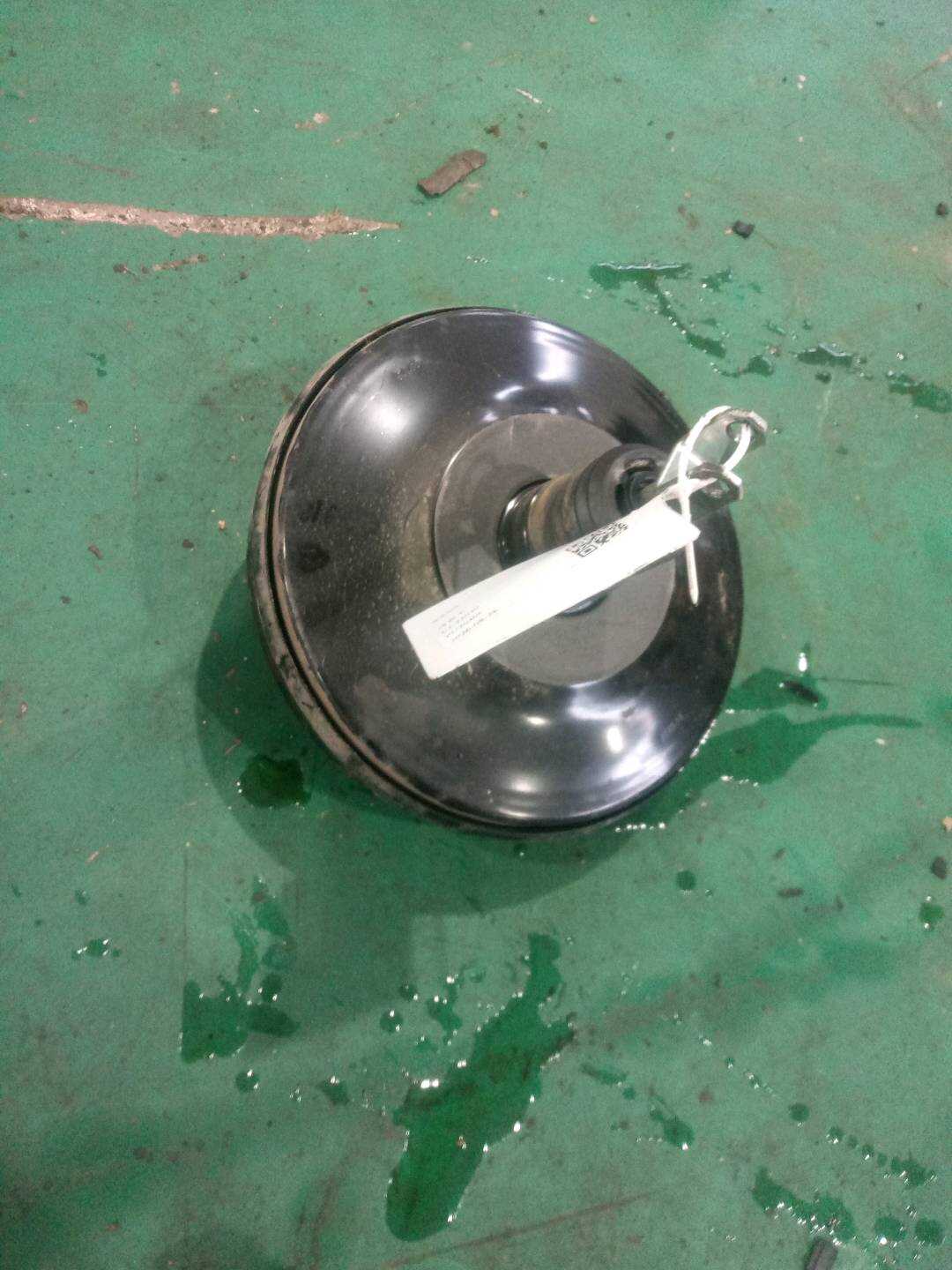 34336874564 制动助力器