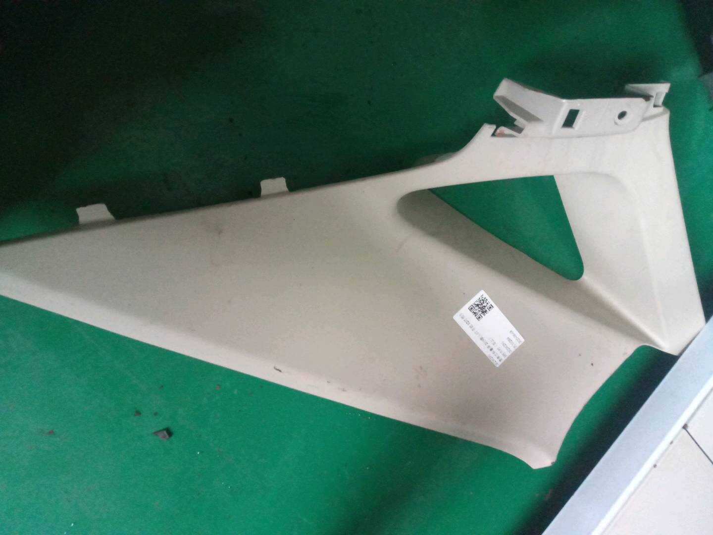 26236291 B柱内衬（右上）