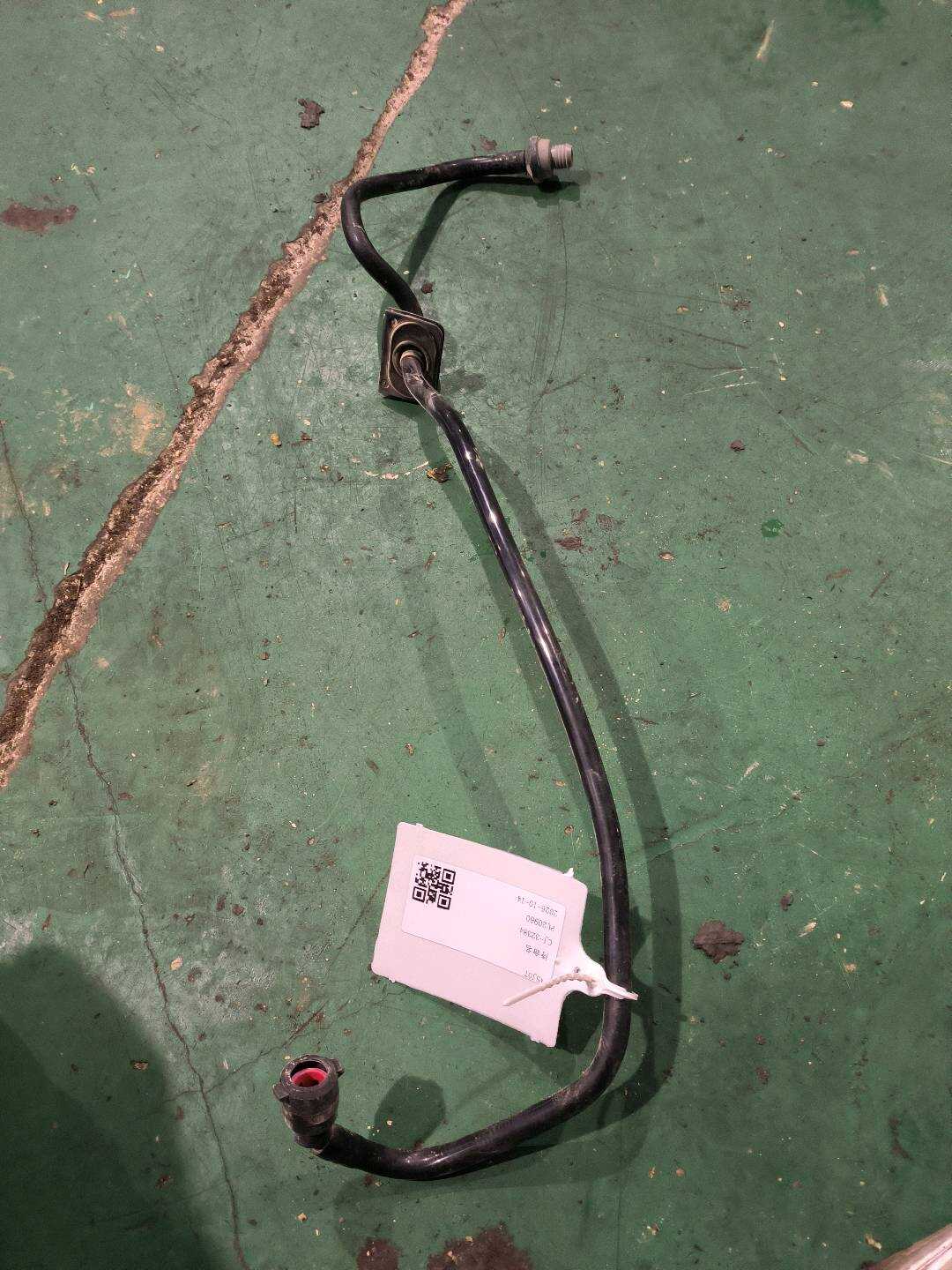A2214301429 Vacuum Line