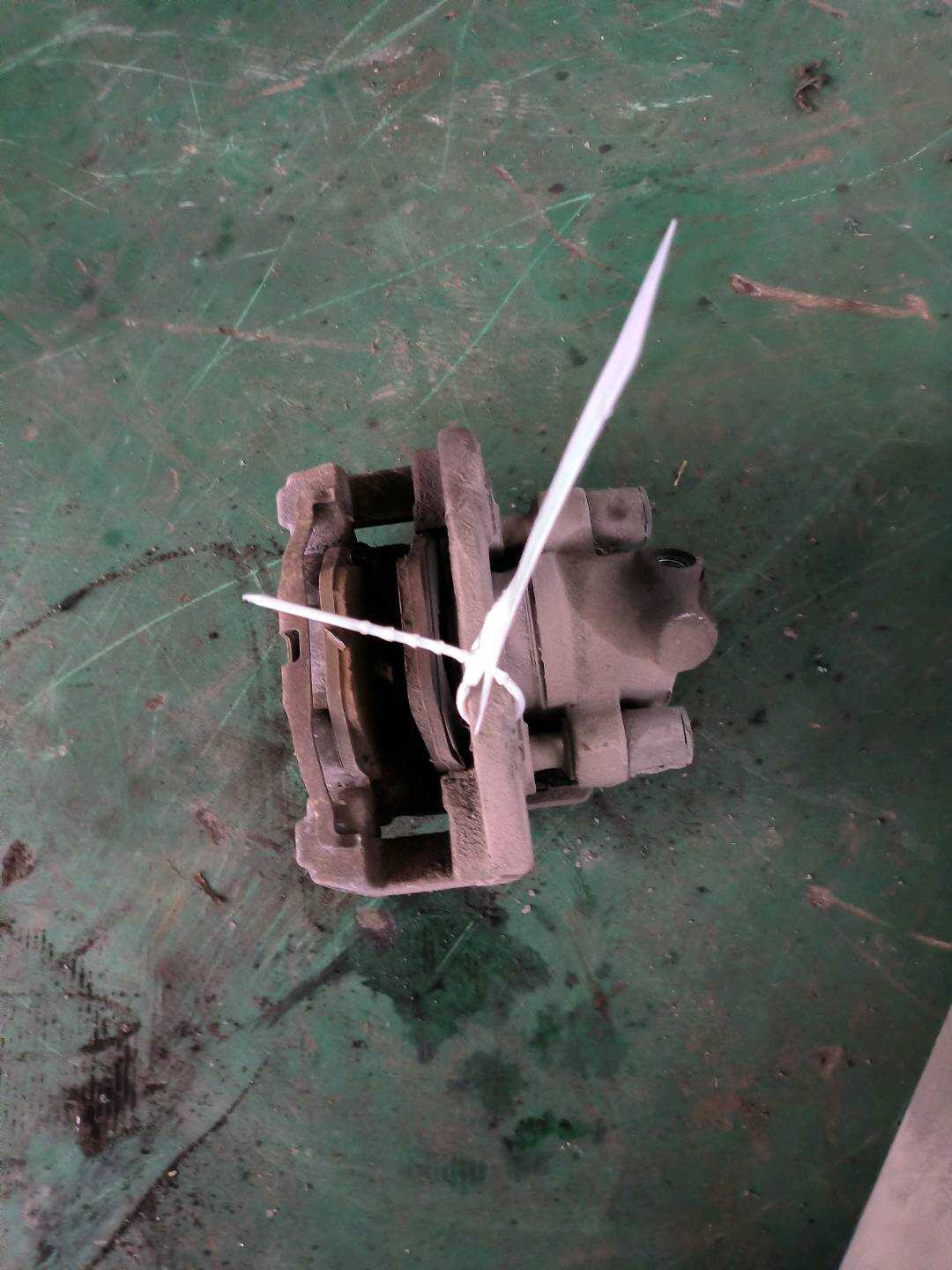 34216765883 后制动分泵（左）