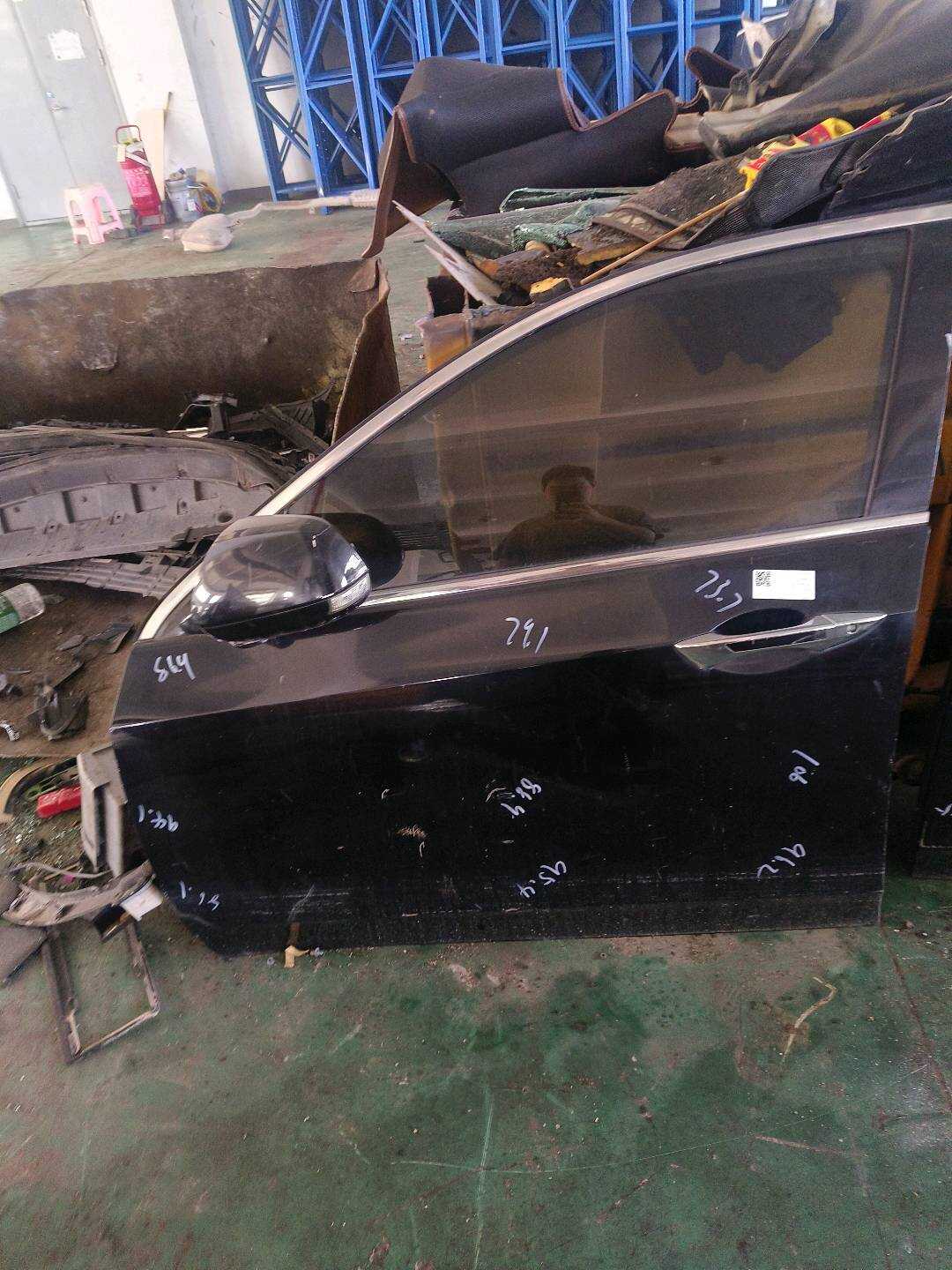 67050TL0300ZZ Front Door Shell, Left