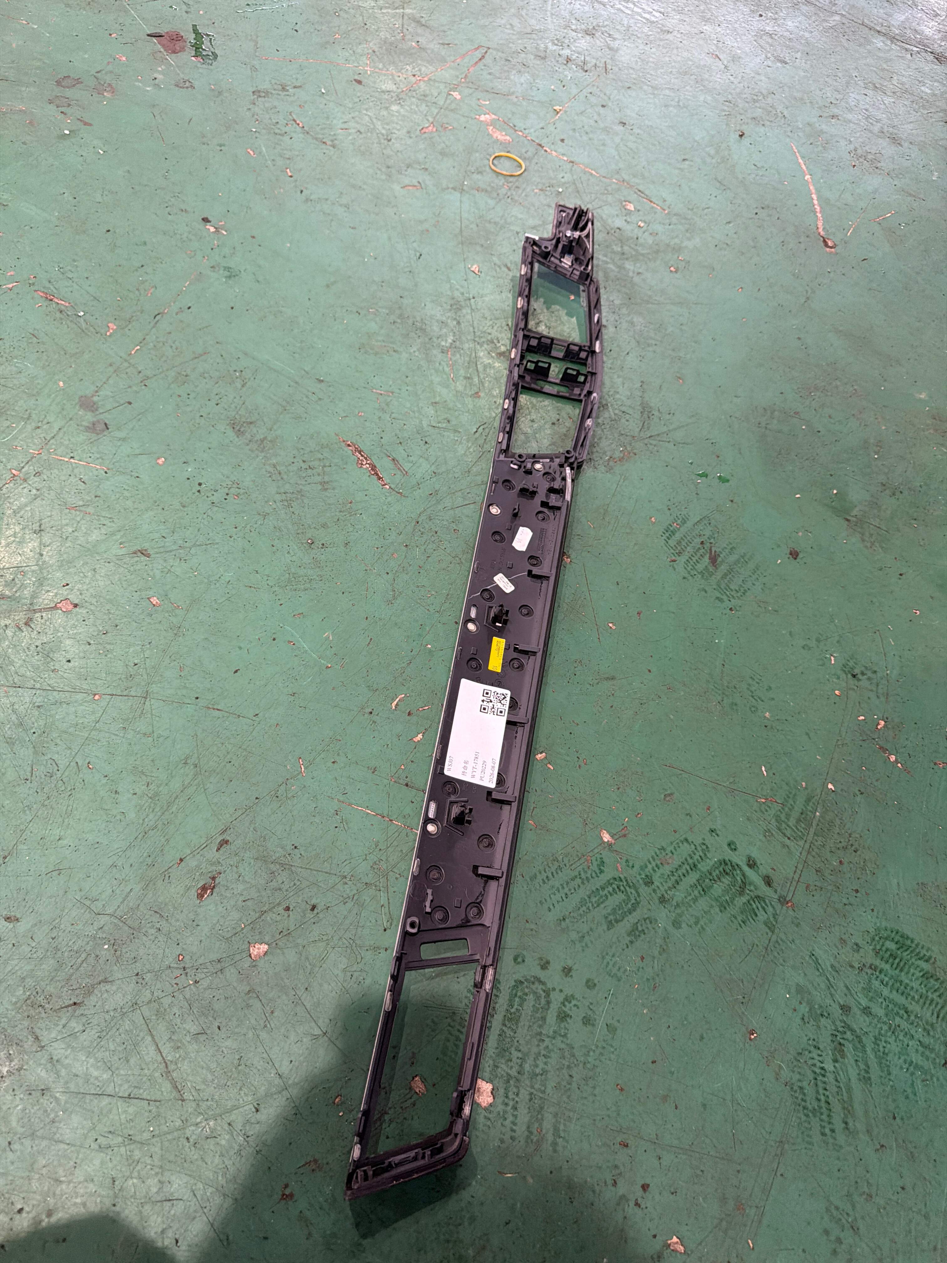 A2126805471 仪表台饰板(右)