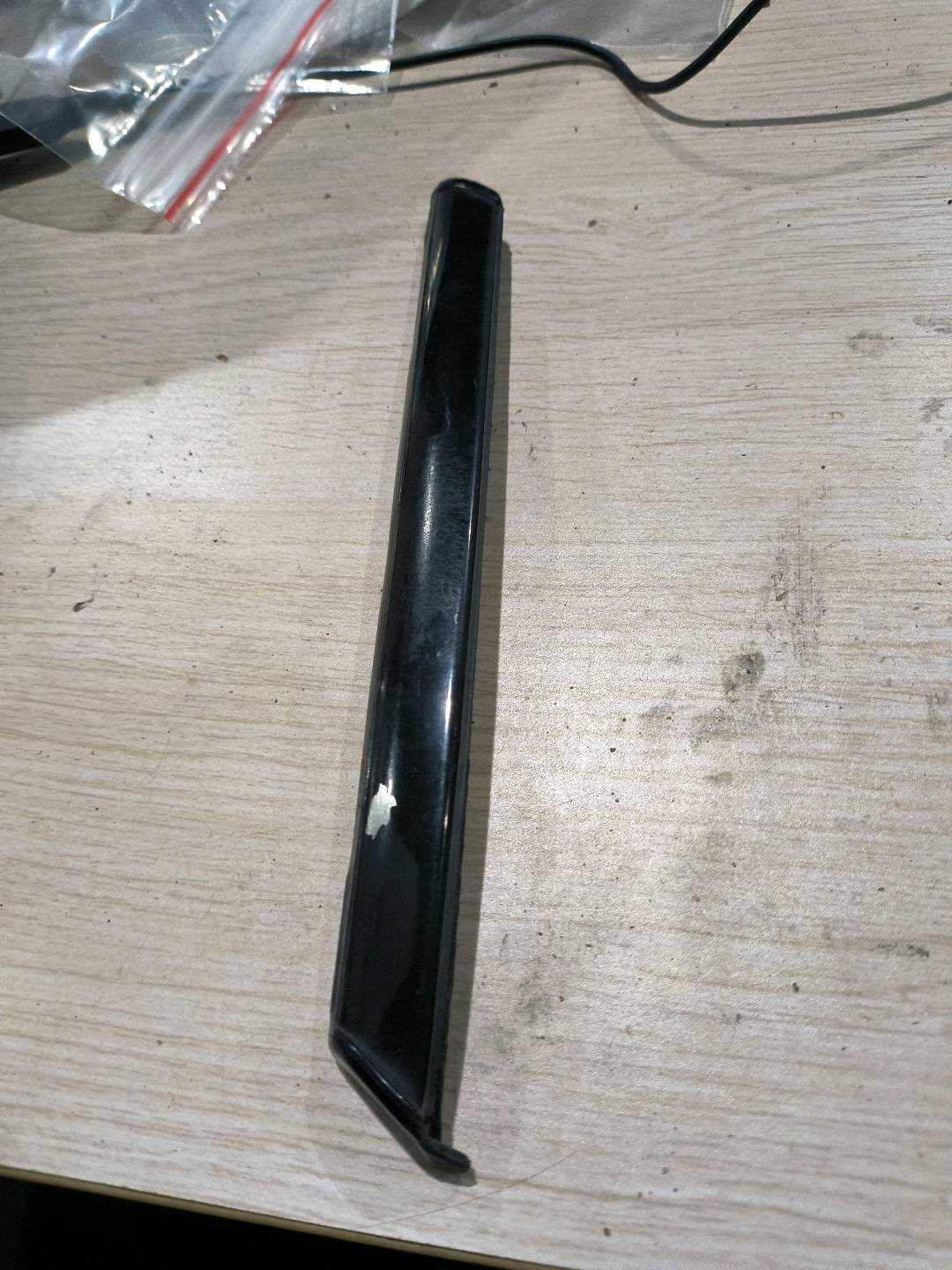 51137149955 前叶子板饰条（左）