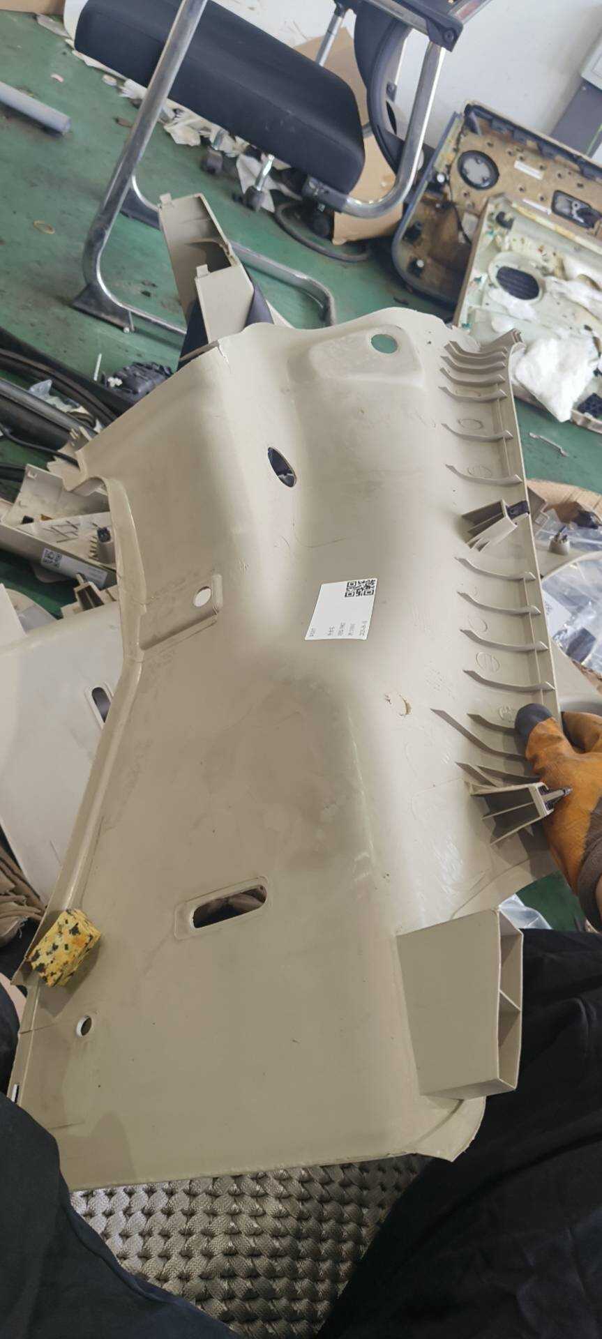9037006 C-Pillar Inner Trim (Lower Left)