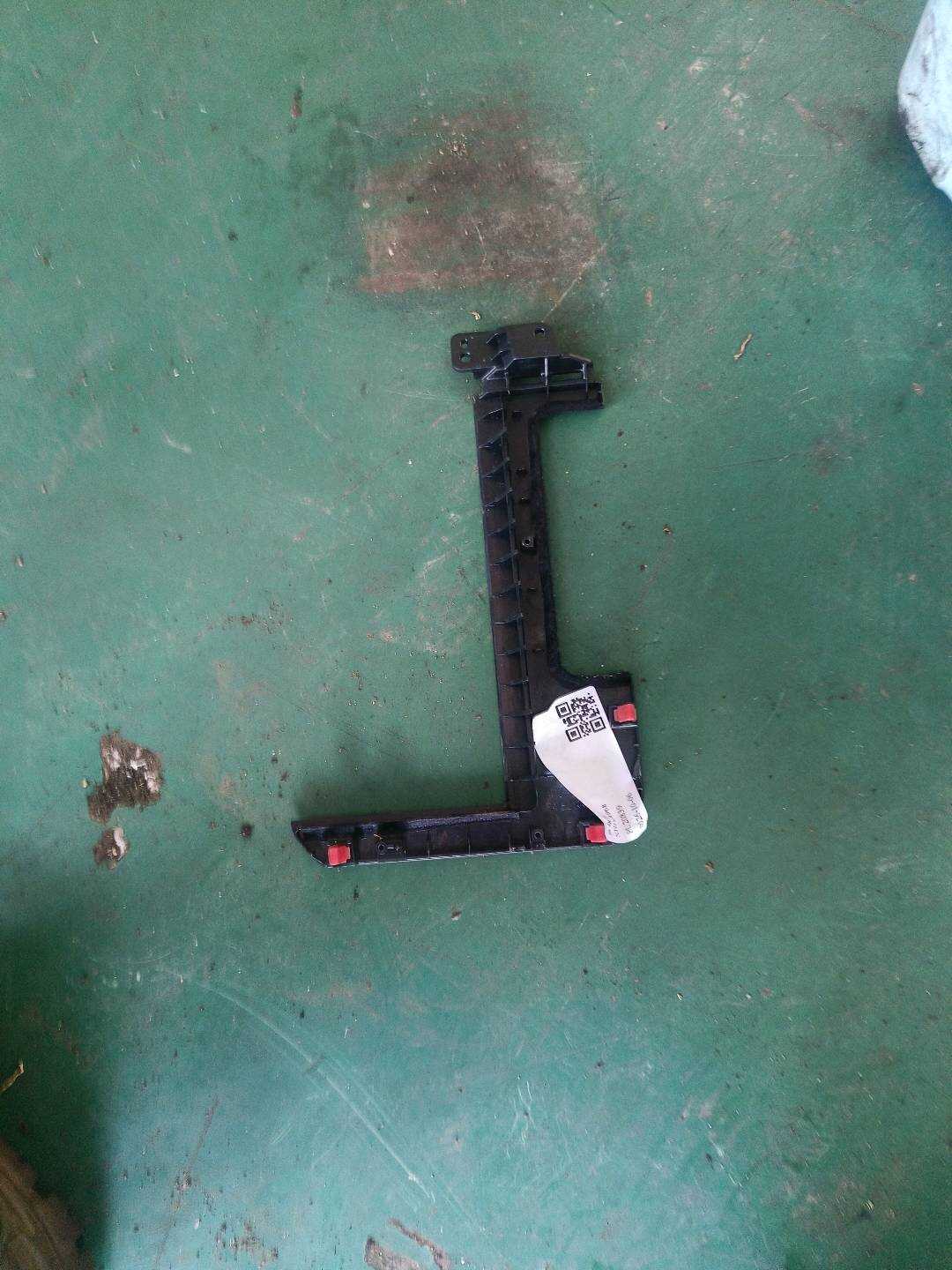83412TL0G11ZA 后部面板总成，