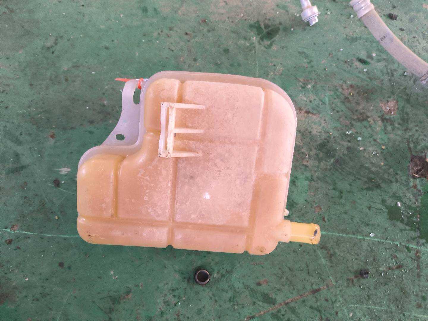 90873245 水箱补水壶