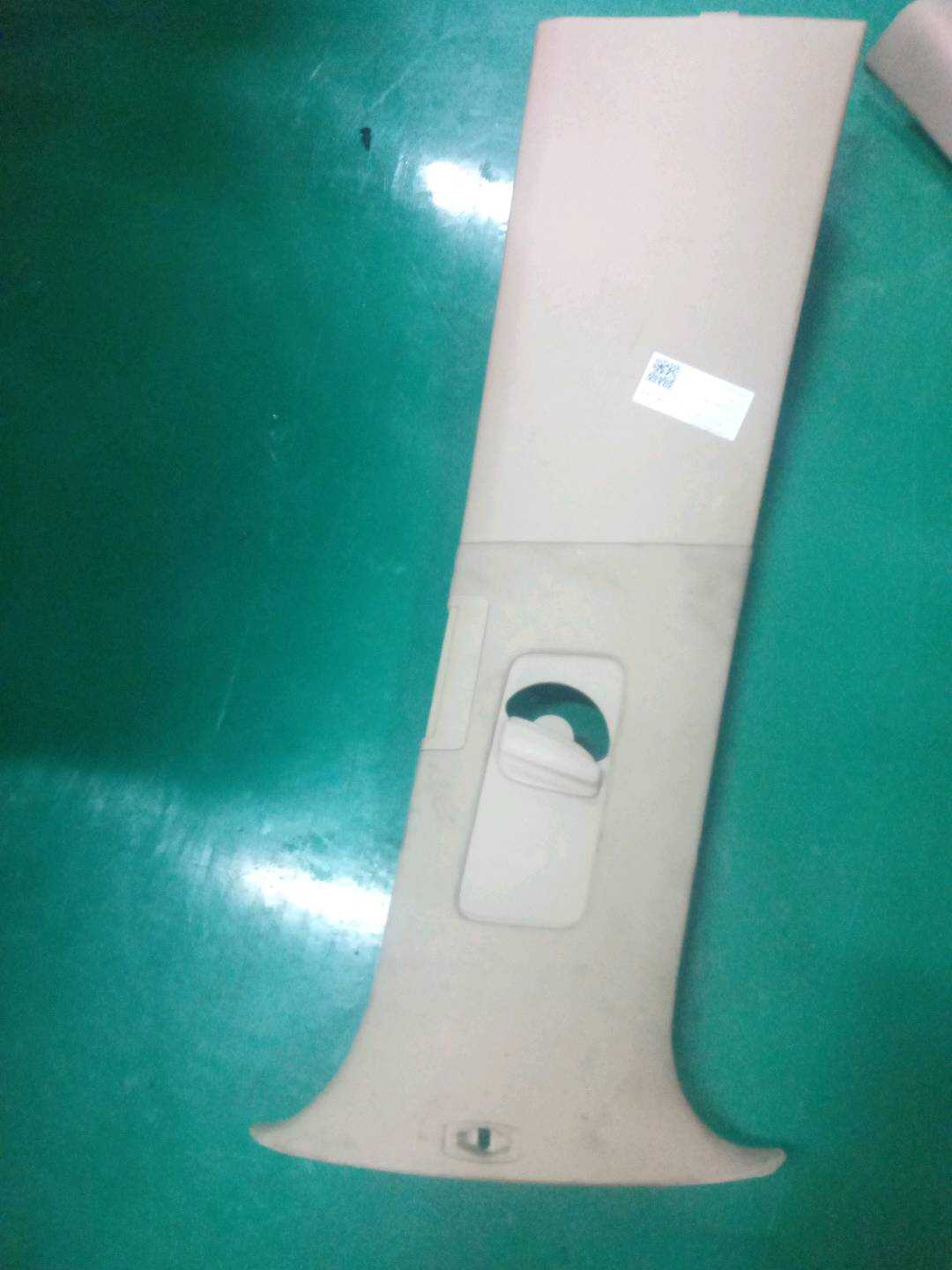 7L6867240GTPCY B柱内衬(右下)