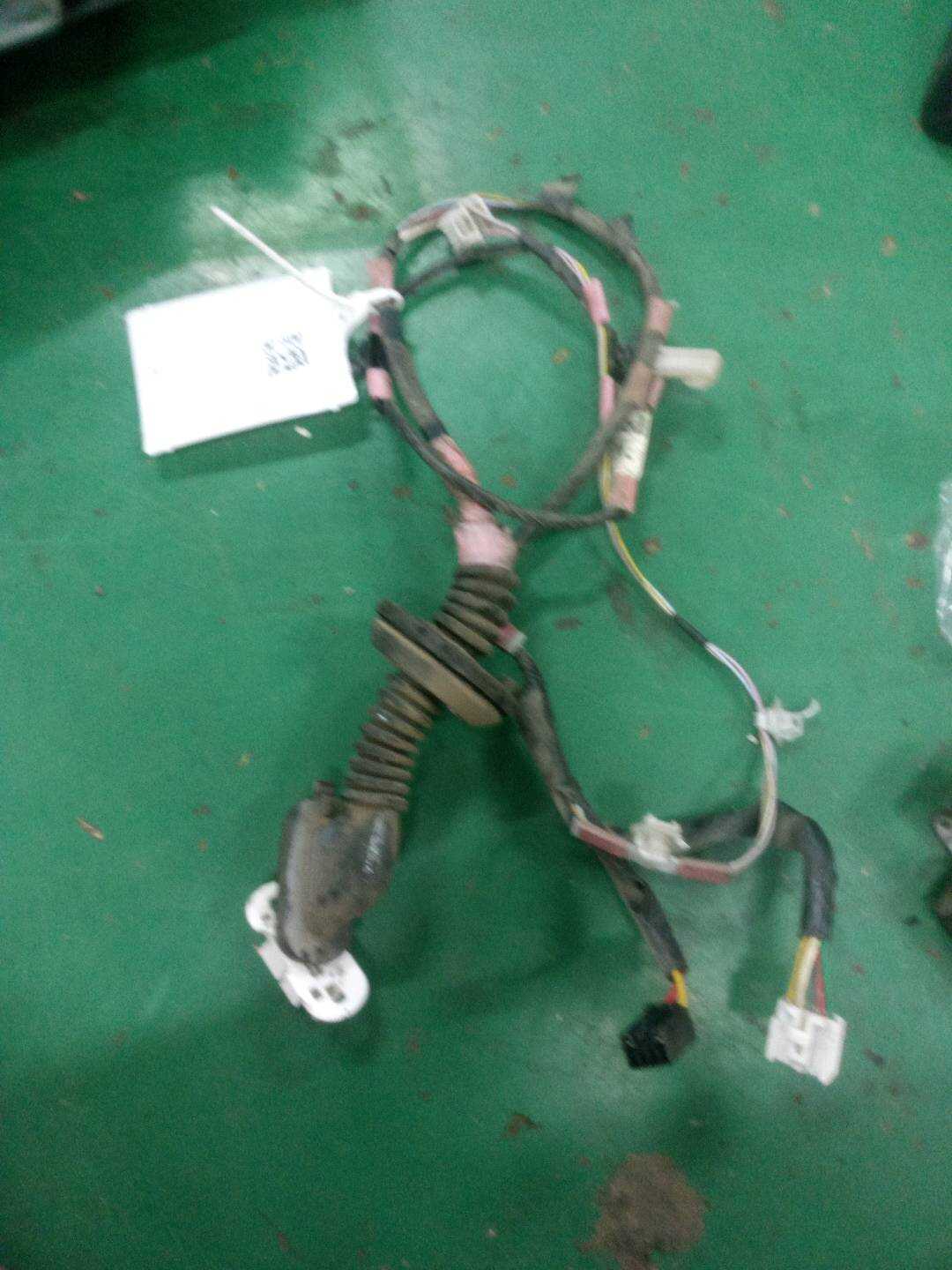 8215302C90 Rear Door Wiring Harness, Right