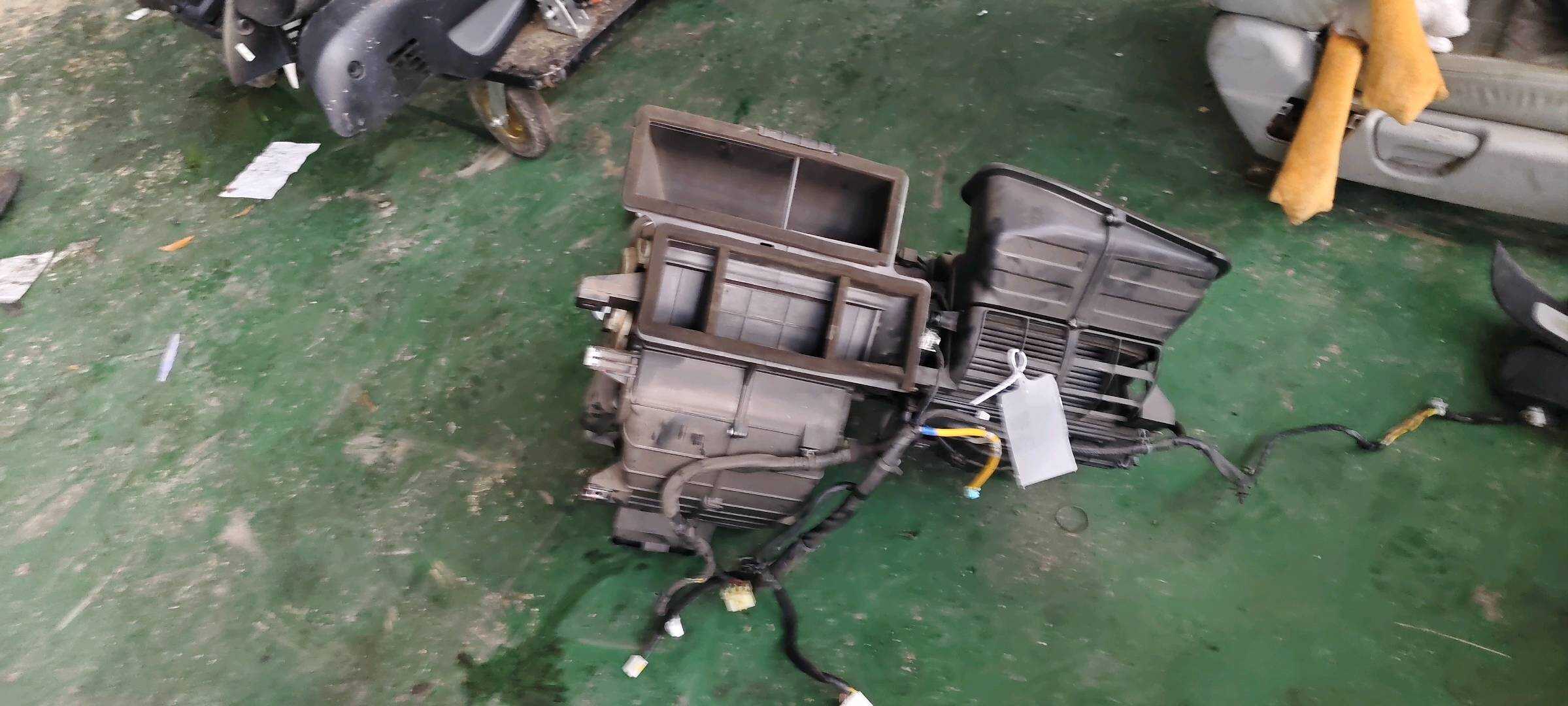 972054X000 蒸发器总成