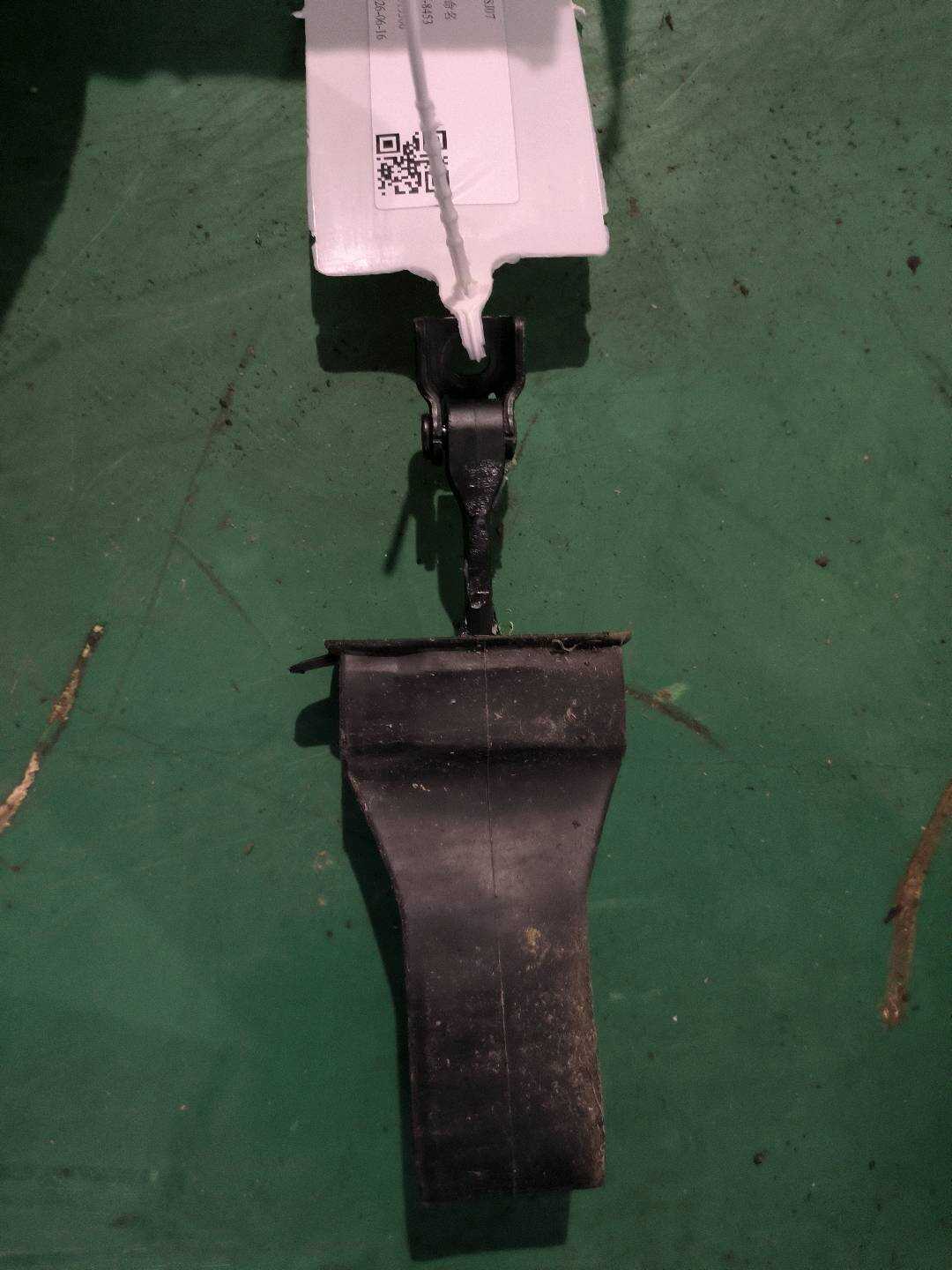 5TD839249B 后门限位器(右)