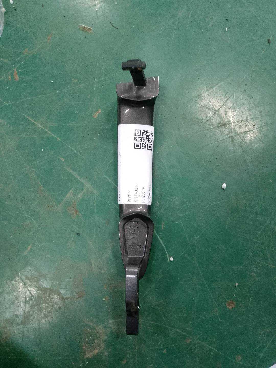 51210445185 后门外拉手（左）