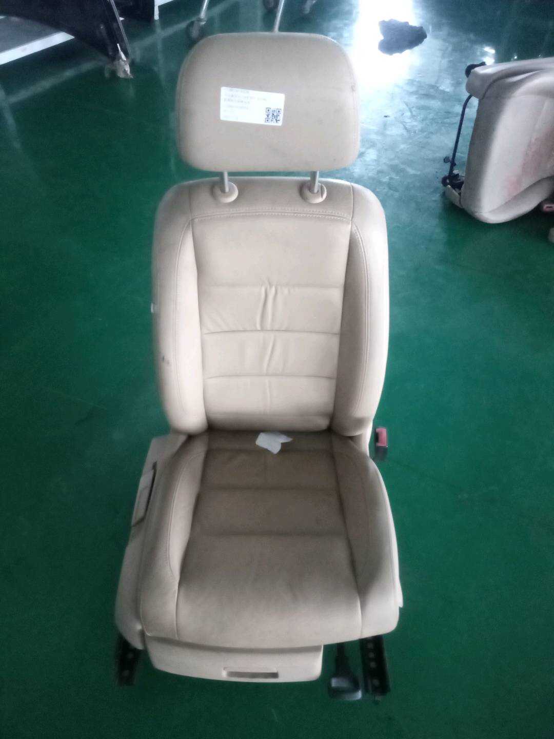 1TD881901BRDR 副驾驶员座椅总成